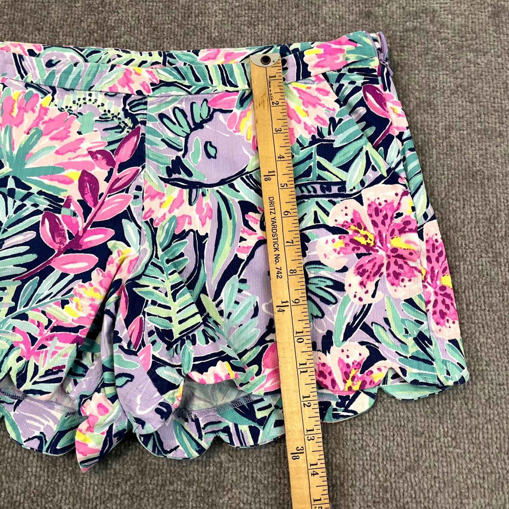Lilly Pulitzer LILLY PULITZER Floral Shorts Women Size 8 Multicolor Chino Preppy Casual Outdoor Size 30" / US 8 / IT 44 - 3 Thumbnail