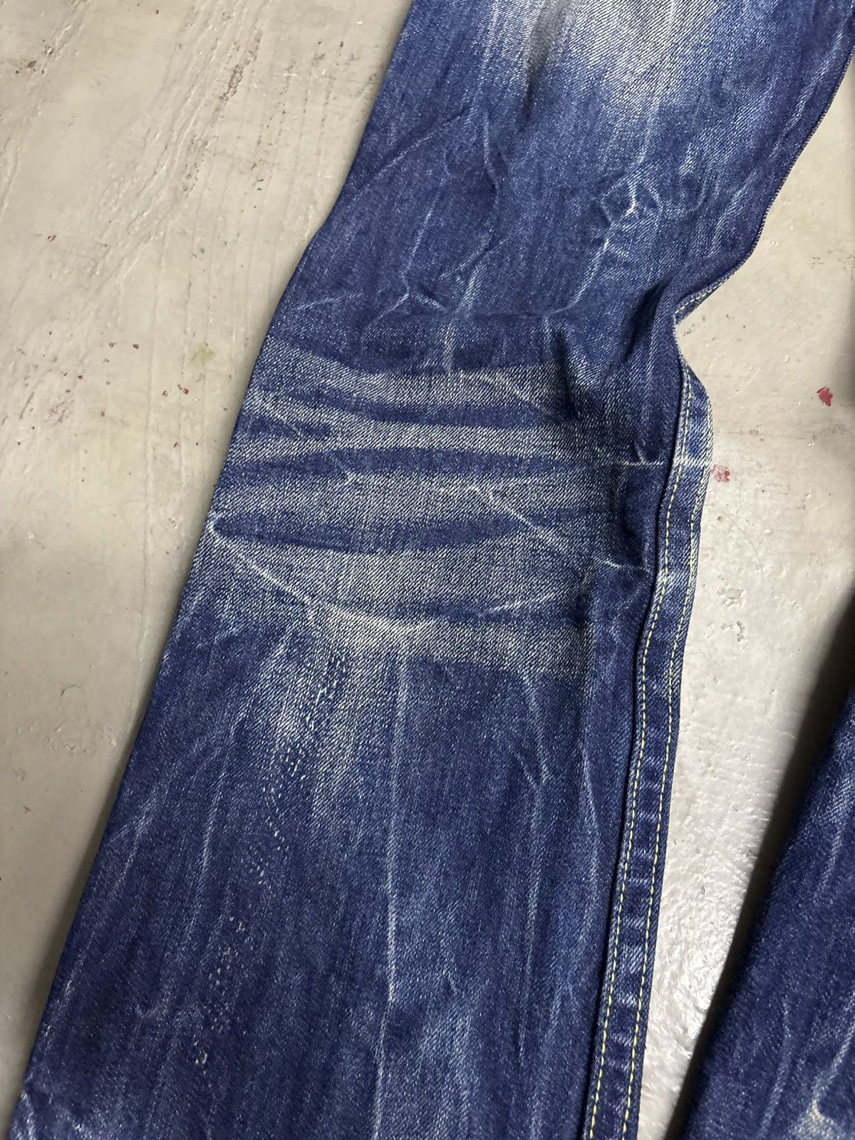 Tornado Mart Flared Red Pepper Wing Back Embroidered Clawmark Jeans Size US 29 - 4 Thumbnail