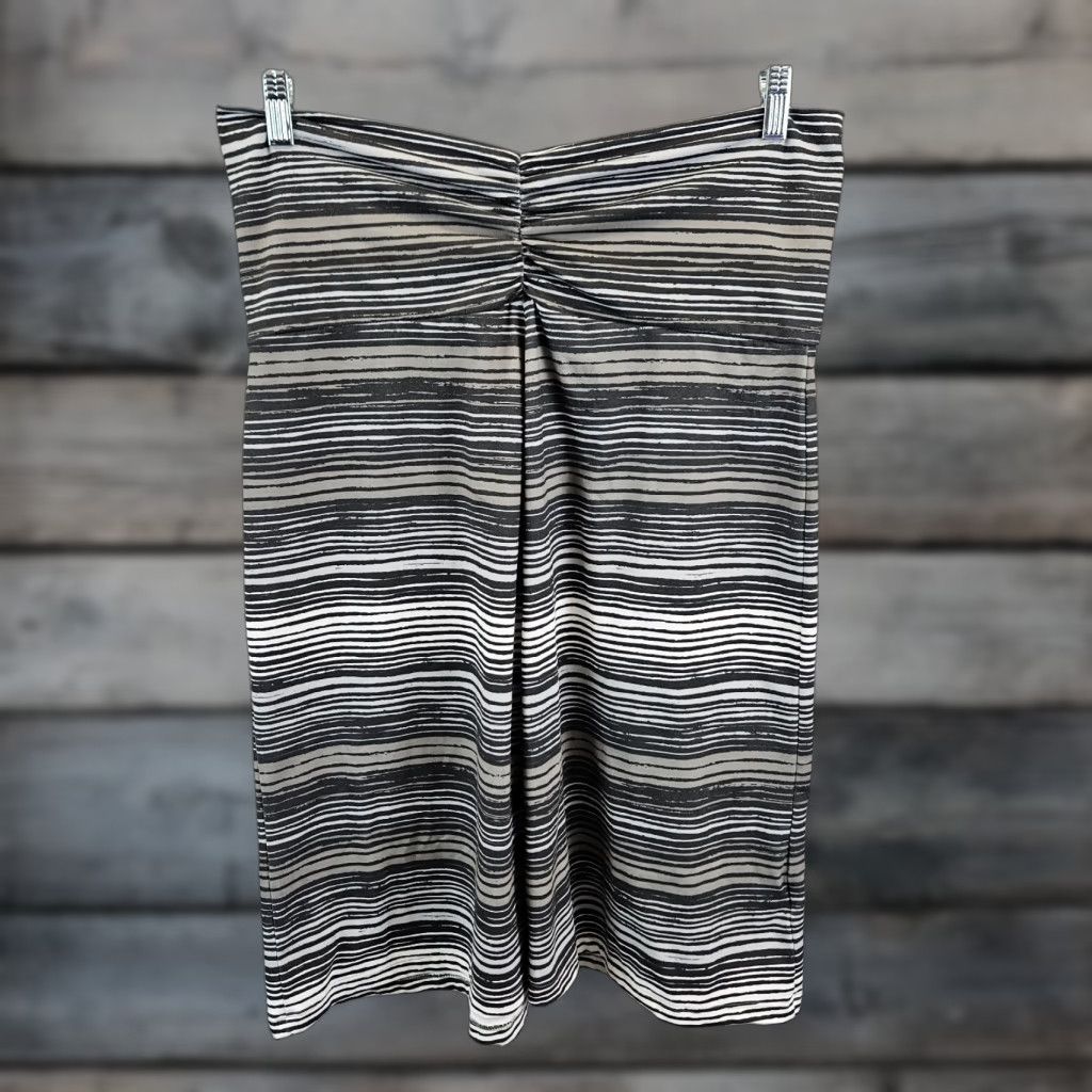 Eddie Bauer Eddie Bauer Womens Skirt Sz Large Gray Stripe Pull On Knee Length A-Line Size 36" / US 14 / IT 50 - 1 Thumbnail