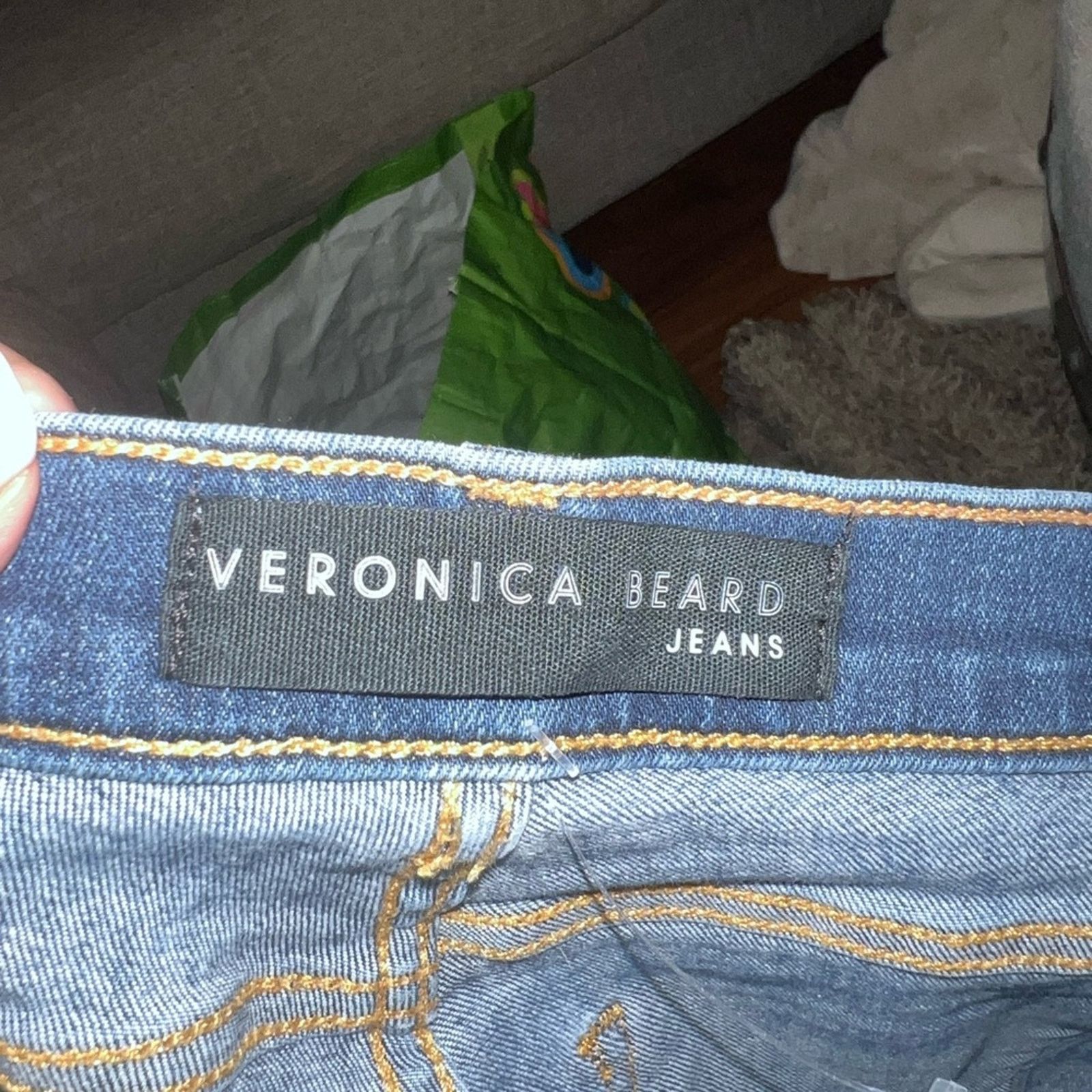 Veronica Beard VERONICA BEARD 10 in skinny Debbie with gold button fly 25 Size 25" / US 0 / IT 36 - 2 Thumbnail