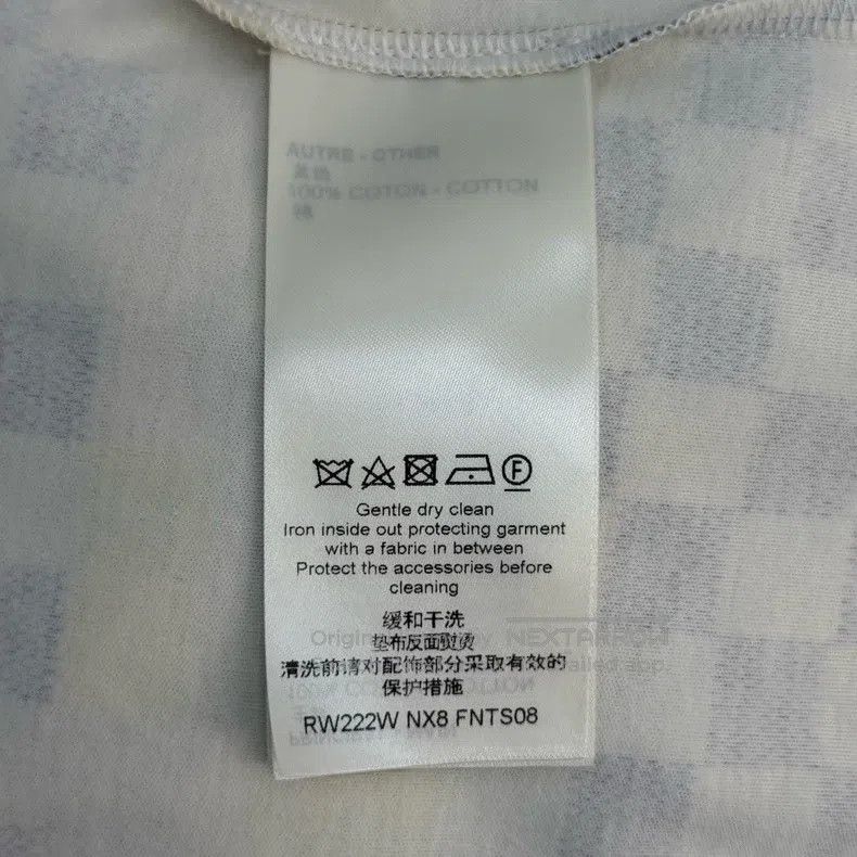 Louis Vuitton Louis Vuitton Grey and pink checkerboard chain short sleev Size US L / EU 52-54 / 3 - 6 Thumbnail