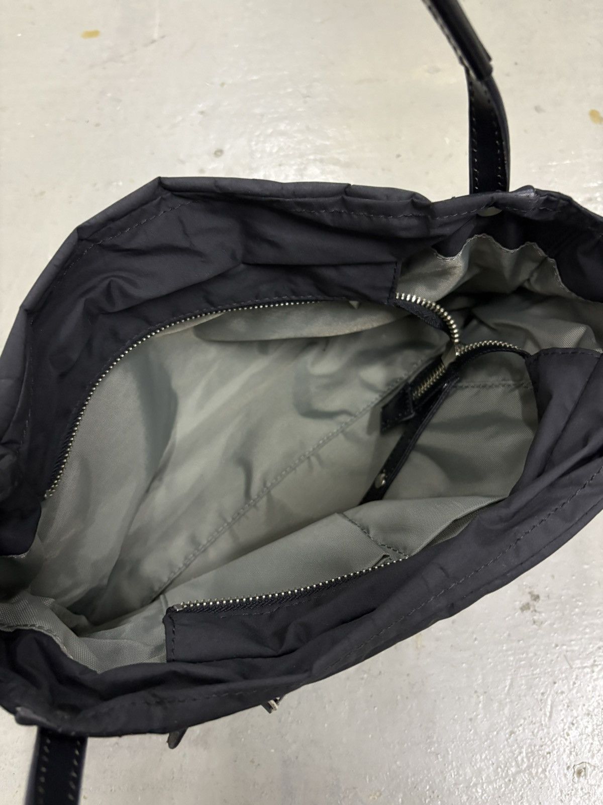 Yohji Yamamoto Yohji Yamamoto Y'SACCS bag black bag leather pocket design Size ONE SIZE - 8 Thumbnail