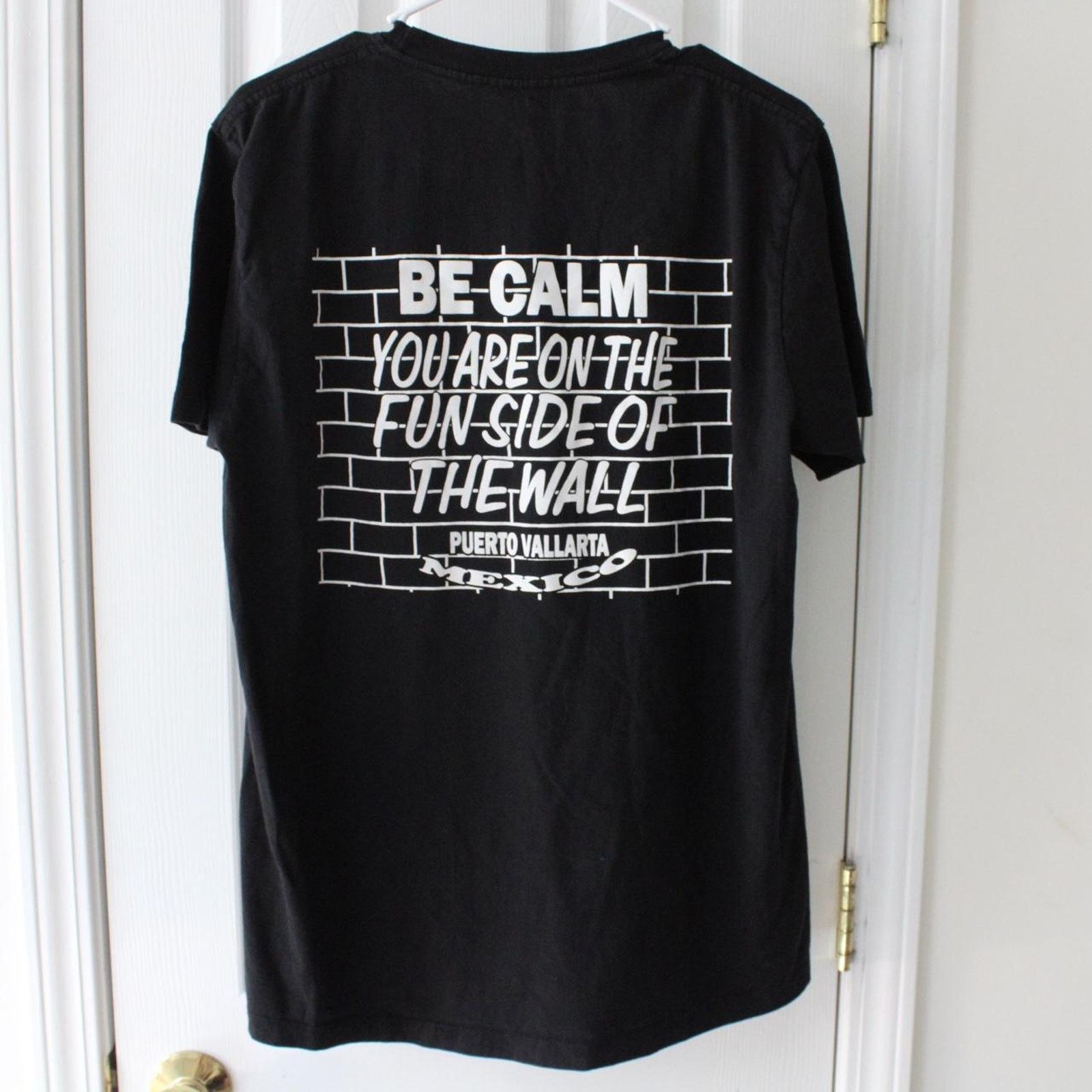 & Other Stories Black Puerto Vallarta Mexico Souvenir Graphic Tee Size US XL / EU 56 / 4 - 4 Thumbnail