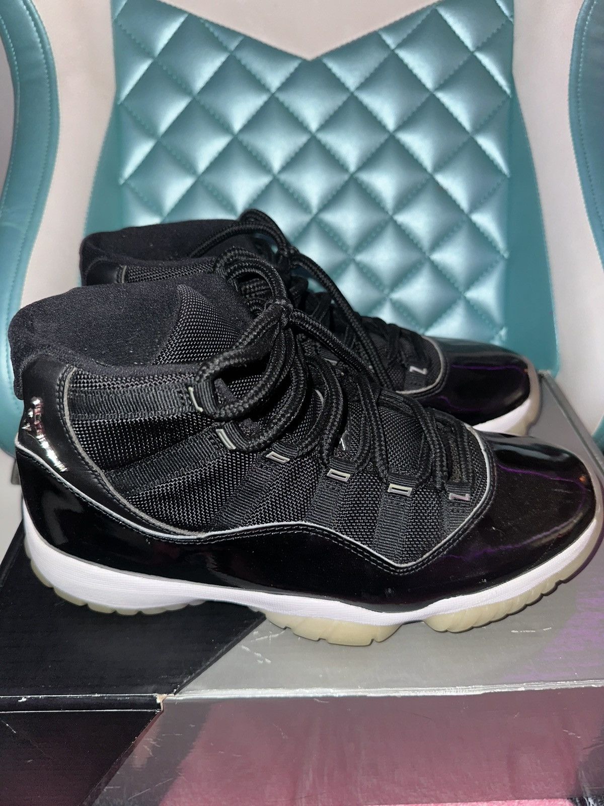 Jordan Brand × Nike Jordan retro 11 jubilee Size US 8 / EU 41 - 3 Thumbnail