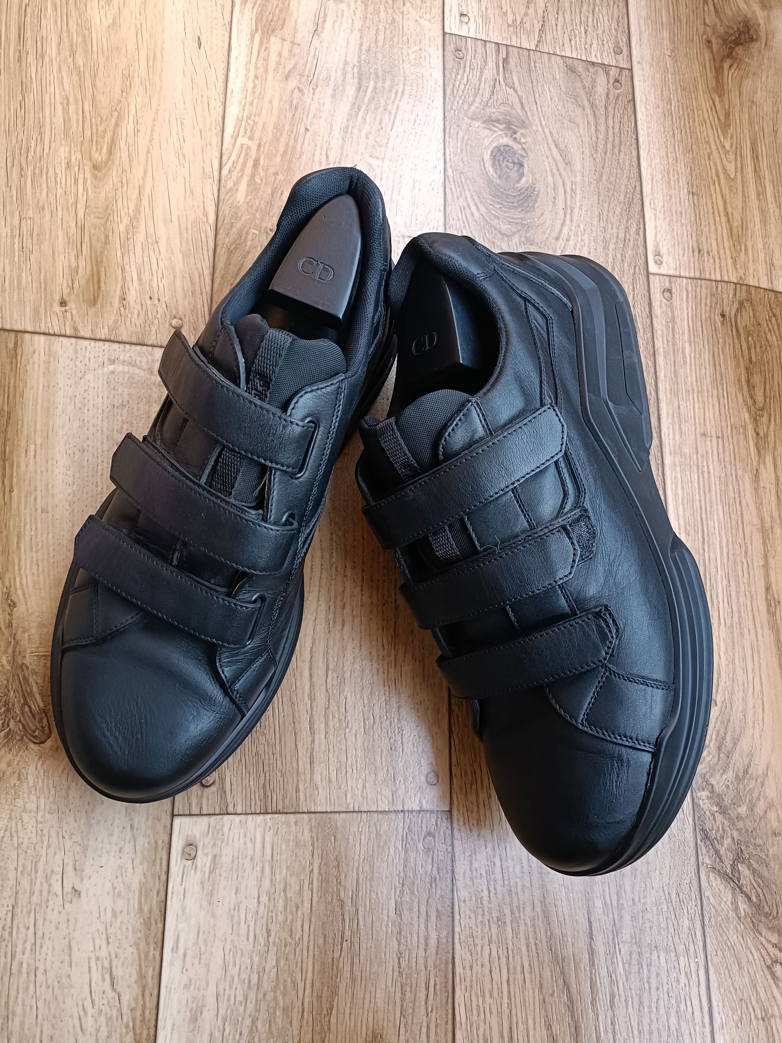 Prada Prada Velcro Strap Vintage Sneakers Size US 10.5 / EU 43-44 - 2 Thumbnail