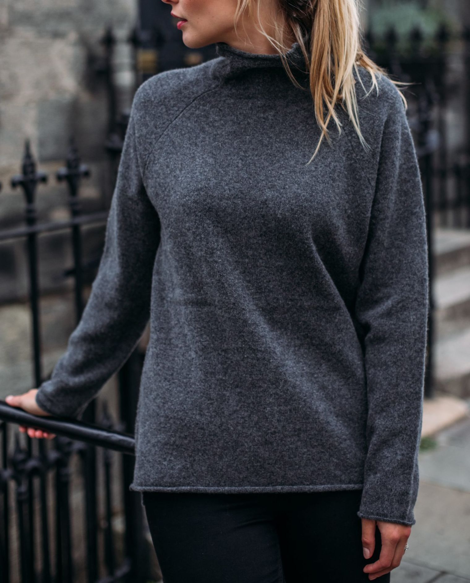 Other ERIBE Corry Gray Raglan Sweater Virgin Lambswool Size L Size L / US 10 / IT 46 - 1 Thumbnail