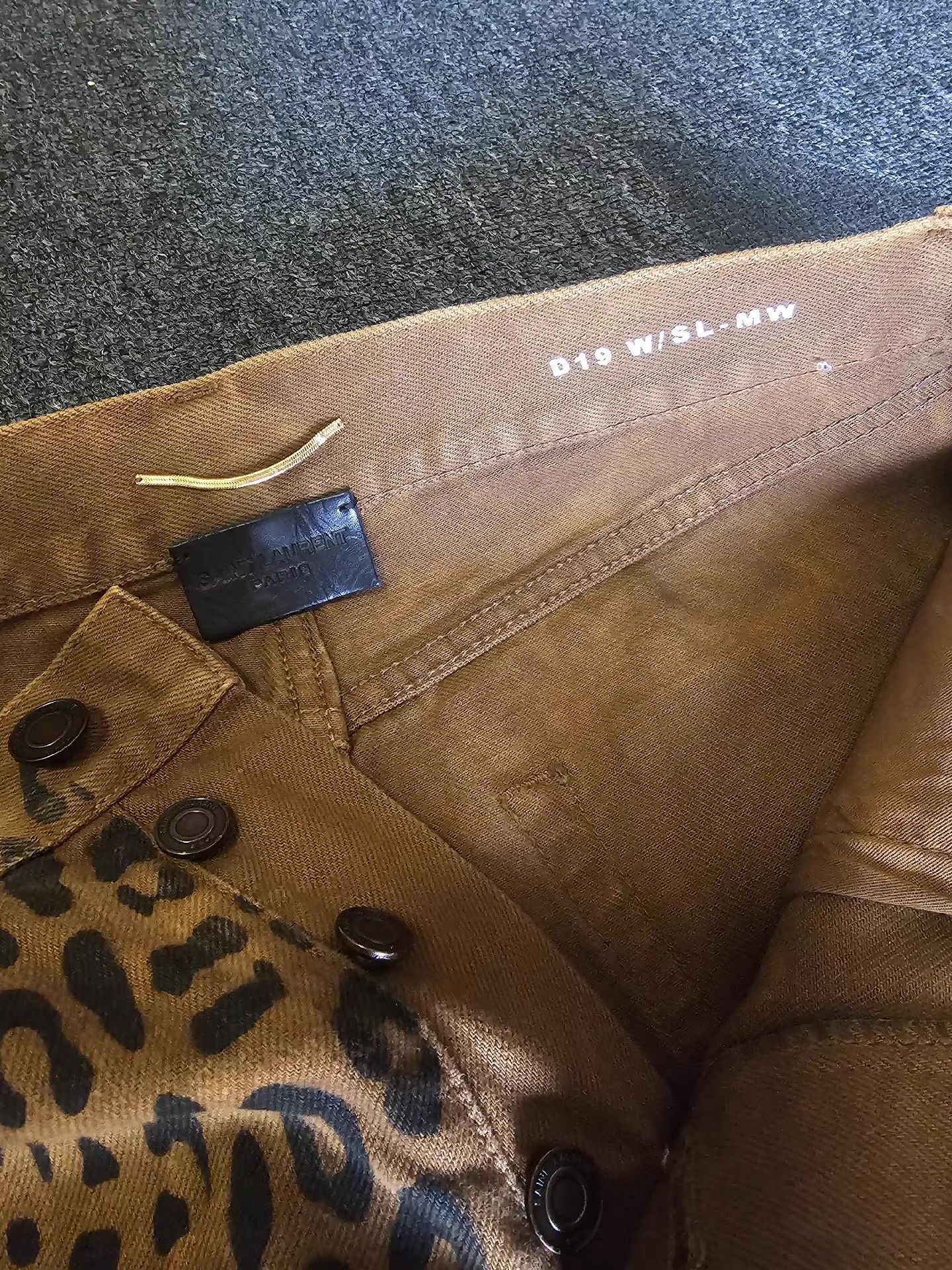 Saint Laurent Paris Saint Laurent Women's Leopard Print Jeans Q4 Size 33" - 4 Thumbnail