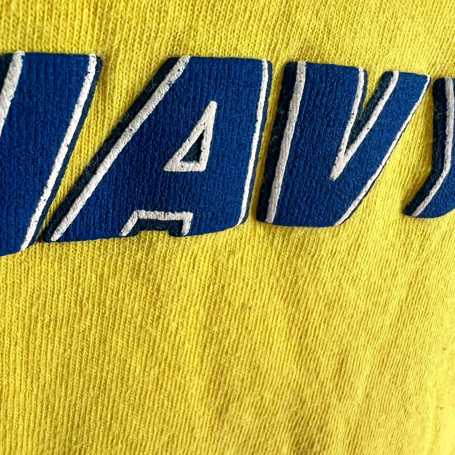 Old Navy VINTAGE Old Navy T-Shirt Long Sleeve Puff Print Yellow Mens XL Crew Neck 90s Retro Aerosmith Graphic Logo Limited Edition Size US XL / EU 56 / 4 - 7 Thumbnail