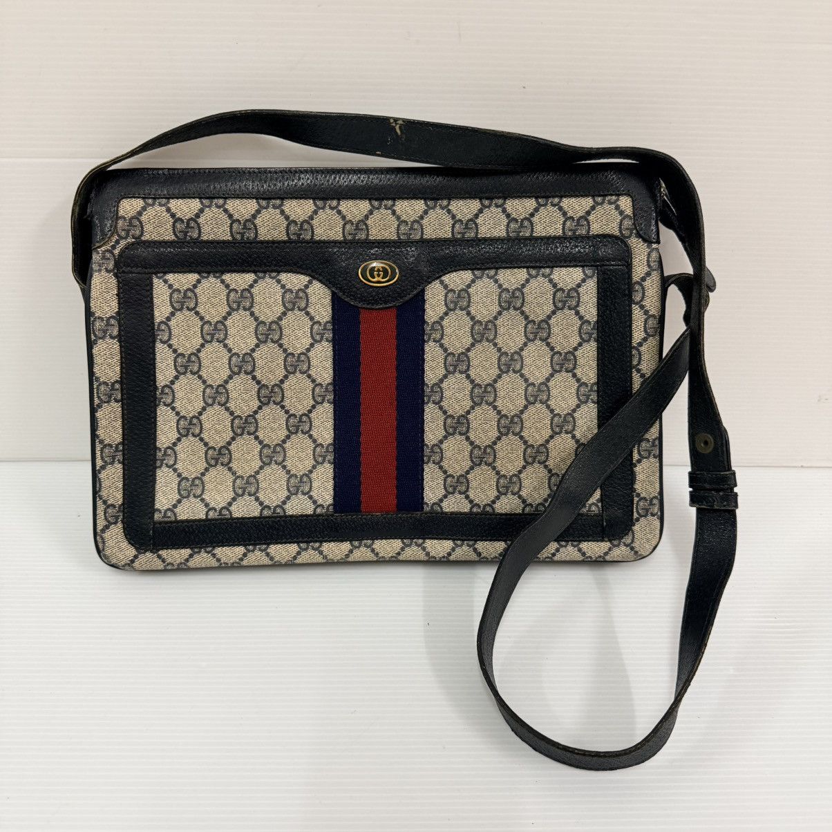 Gucci Gucci Monogram Vintage Shoulder Bag Size ONE SIZE - 1 Thumbnail