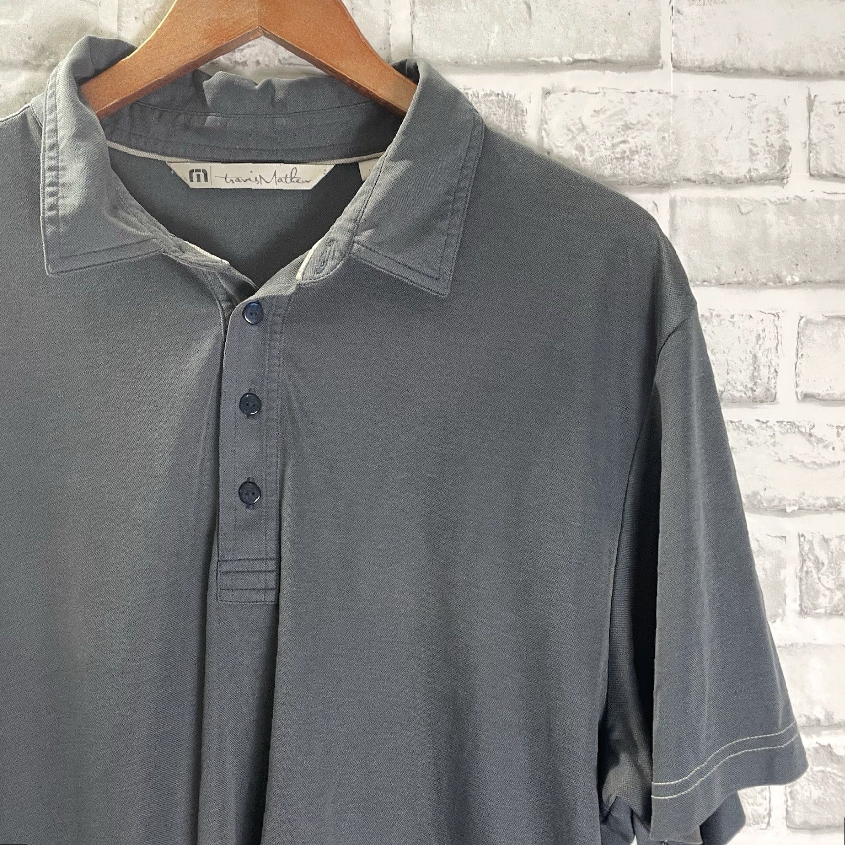 TravisMathew Travis Mathew Polo Shirt Mens XL Athletic Gray Size US XL / EU 56 / 4 - 2 Thumbnail