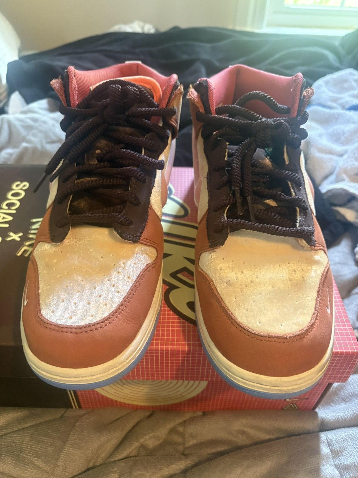 Nike Nike dunk mid social status free lunch choclate milk Size US 11.5 / EU 44-45 - 3 Thumbnail