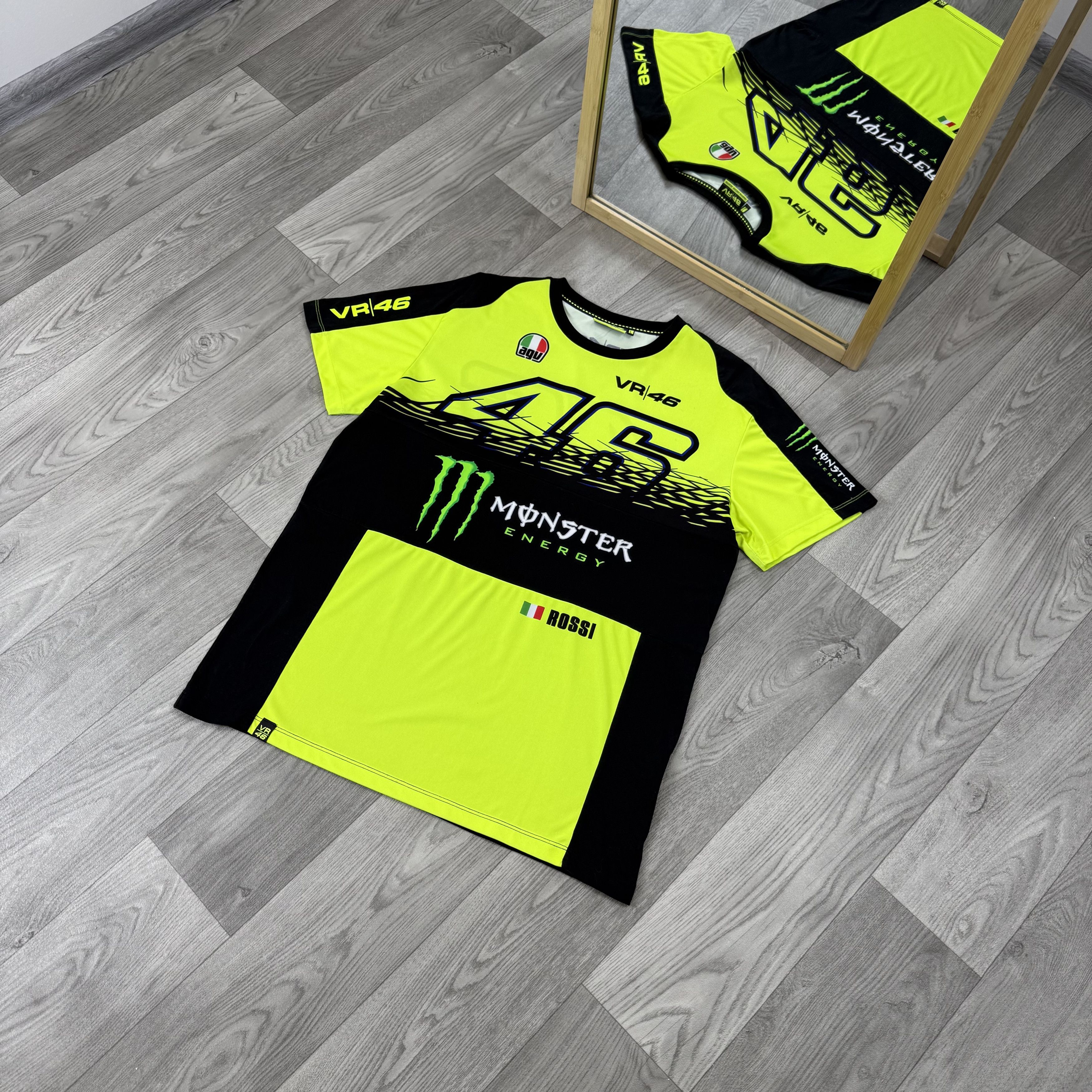 Vintage Vintage Valentino Rossi 46 Monster Energy Graphic Tee Shirt Size US L / EU 52-54 / 3 - 5 Thumbnail