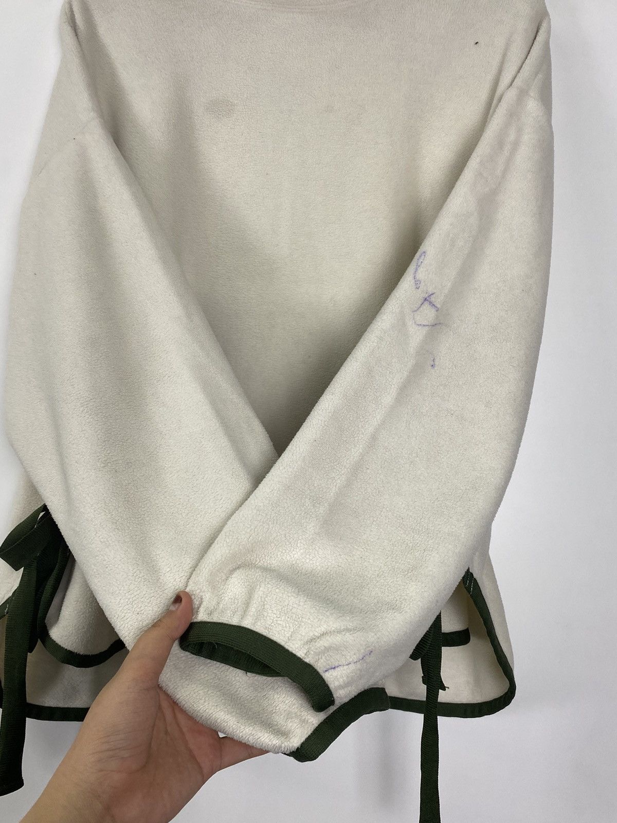 Uniqlo × White Mountaineering Uniqlo White Mountaineering Fleece Sweater Size XL / US 12-14 / IT 48-50 - 9 Thumbnail