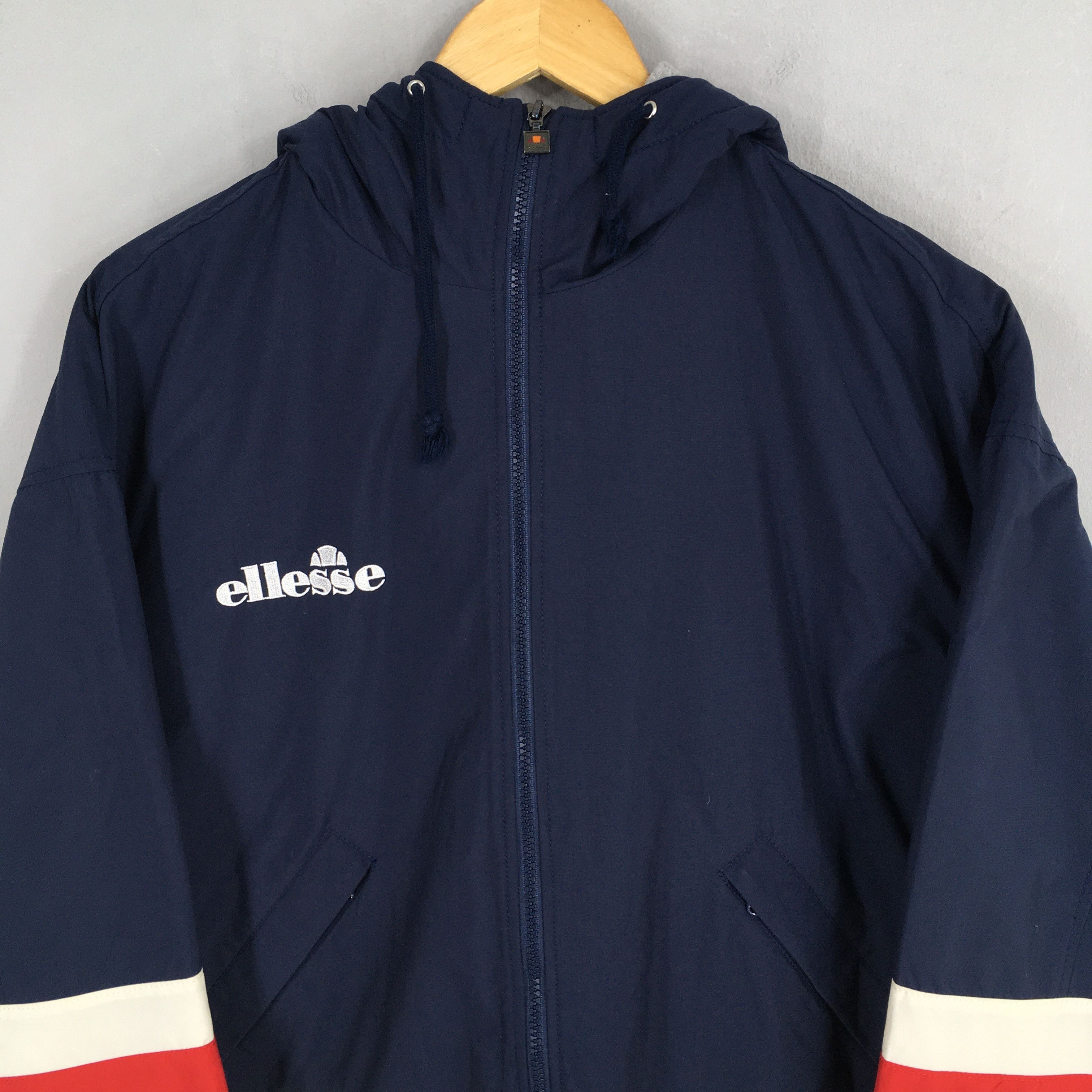 Ellesse Vintage Ellesse Blue Hoodie Bomber Zip Up Jacket Large Size US L / EU 52-54 / 3 - 2 Thumbnail
