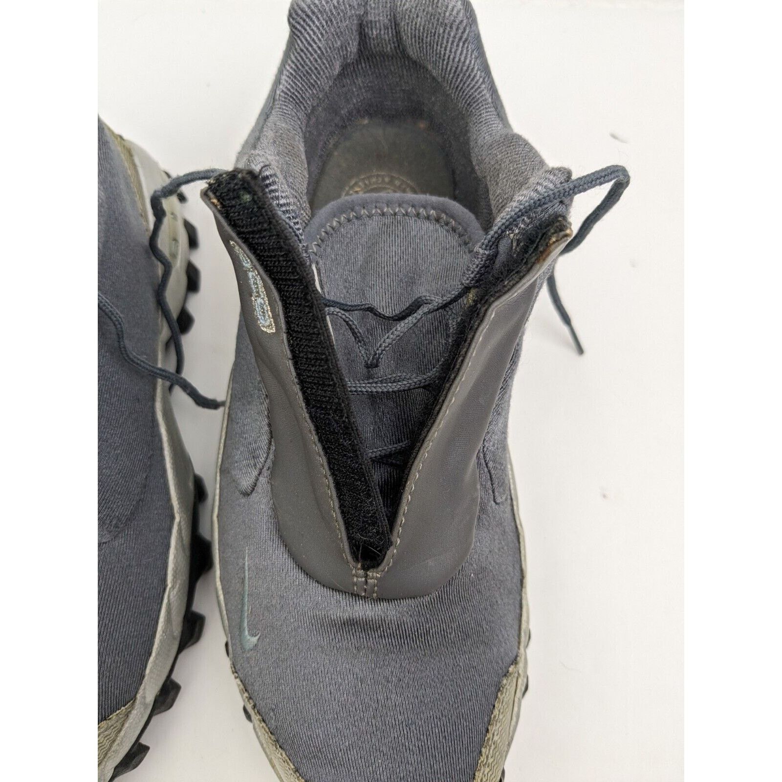 Nike Nike ACG Air Wailuku 2001 Gray Silver Trail Hike Sneakers 8 Size US 8 / IT 38 - 14 Thumbnail