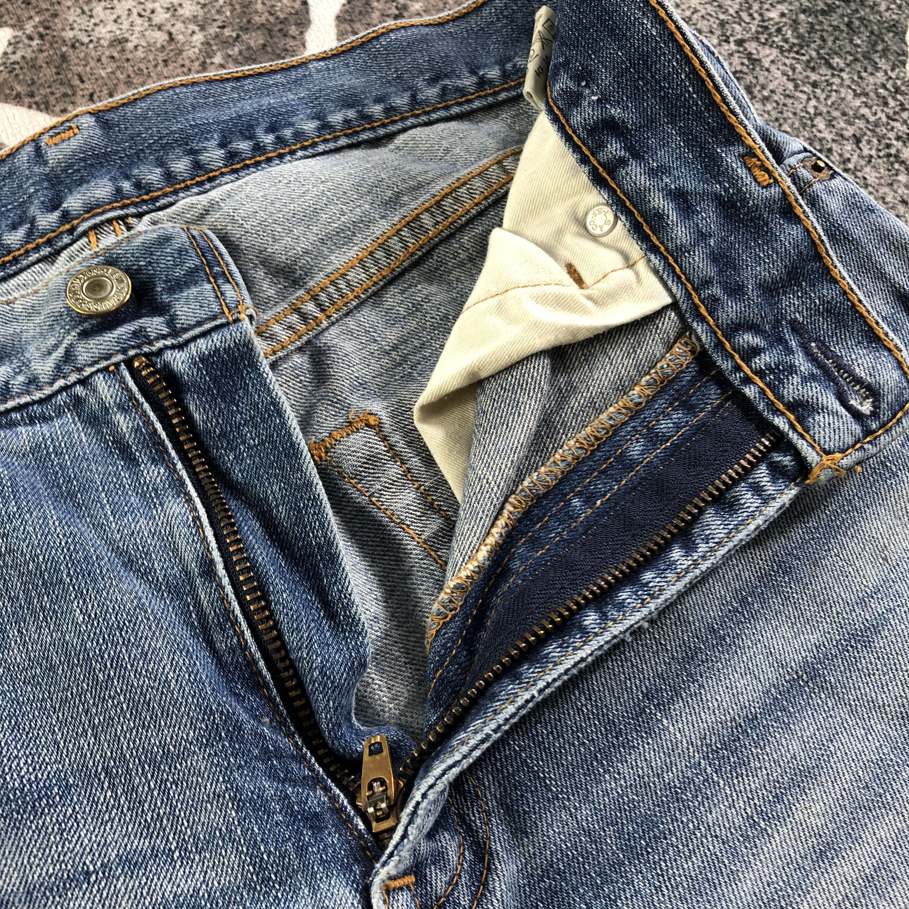 Levi's Vintage Levis Jeans 533 Distress Denim KJ2700 Size US 31 - 8 Thumbnail