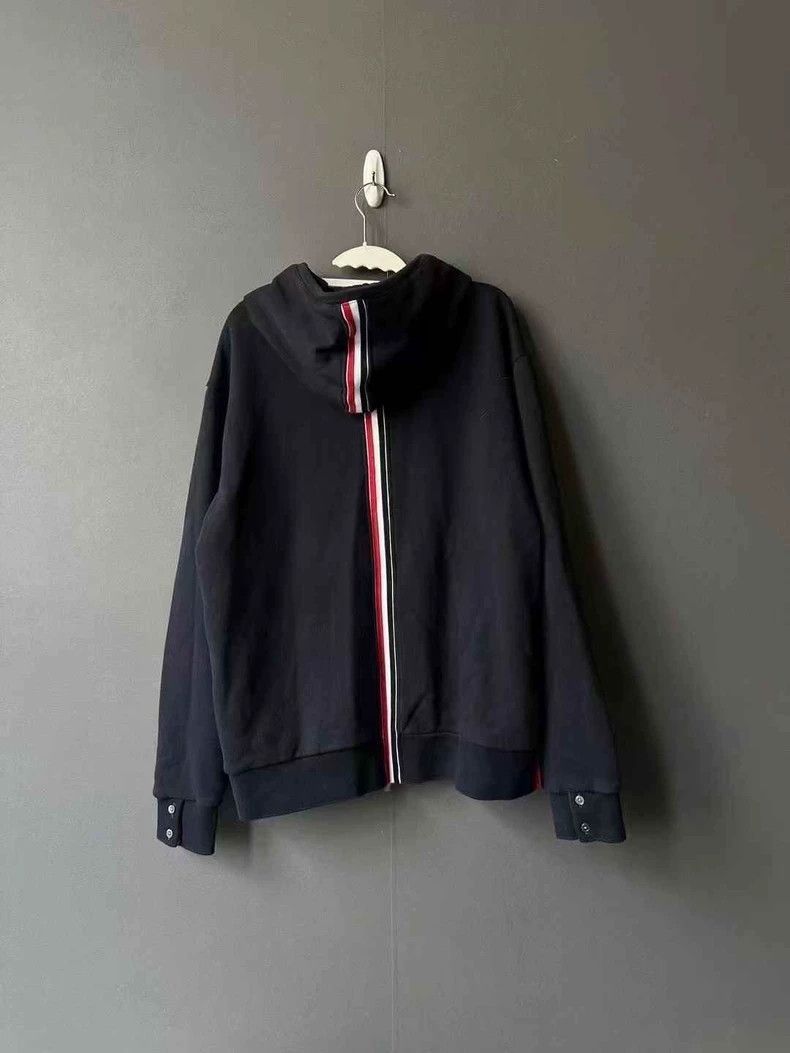 Thom Browne Thom Browne size4 A striped zip hoodie on the back Size US XL / EU 56 / 4 - 2 Thumbnail