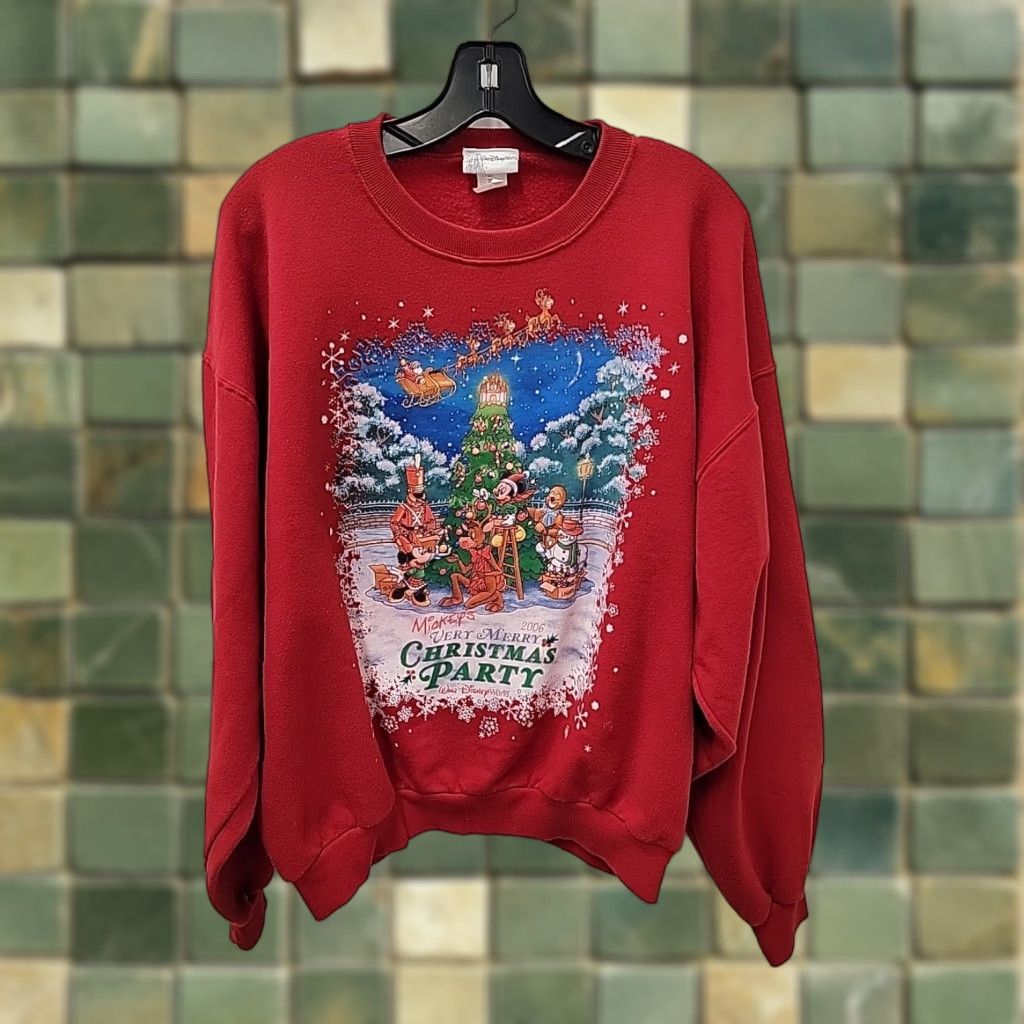 Disney VINTAGE Disney Very Merry Christmas Party 2006 Sweatshirt Mens Red Long Sleeve Size L Size US L / EU 52-54 / 3 - 1 Thumbnail