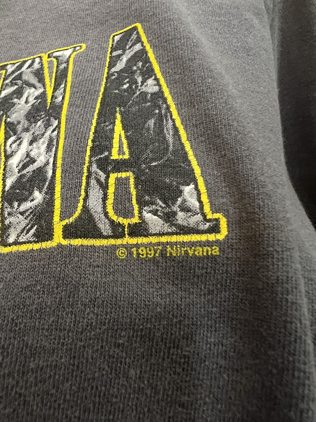 Band Tees × Nirvana × Vintage Vintage 90’s Nirvana Band Tees T-Shirt Size US M / EU 48-50 / 2 - 3 Thumbnail