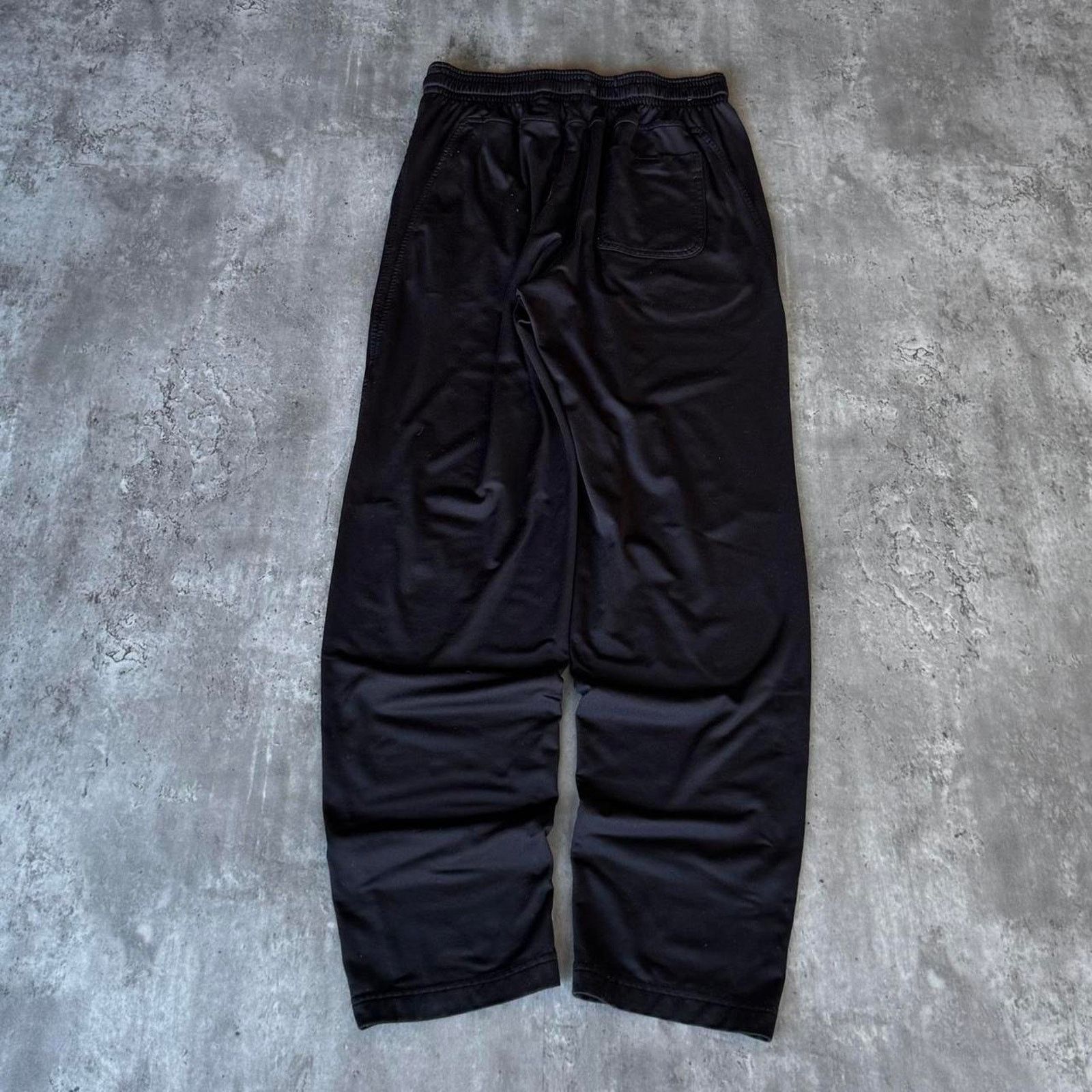 Reebok × Vintage Vintage Y2K Reebok Tonal Black Grunge Opium Sweatpants Size US 32 / EU 48 - 2 Thumbnail