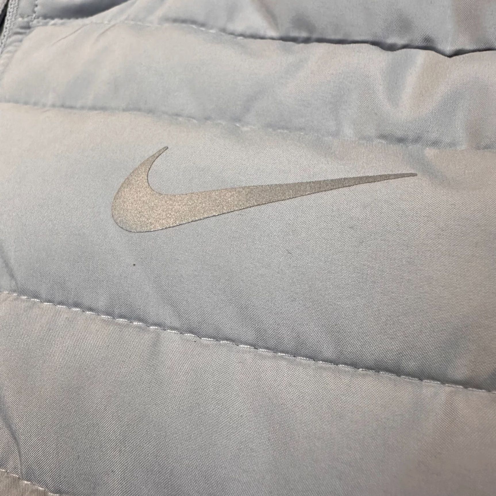 Nike Nike Running Vest Womens Medium Light Grey Full Zip Moisture Wicking Size M / US 6-8 / IT 42-44 - 6 Thumbnail