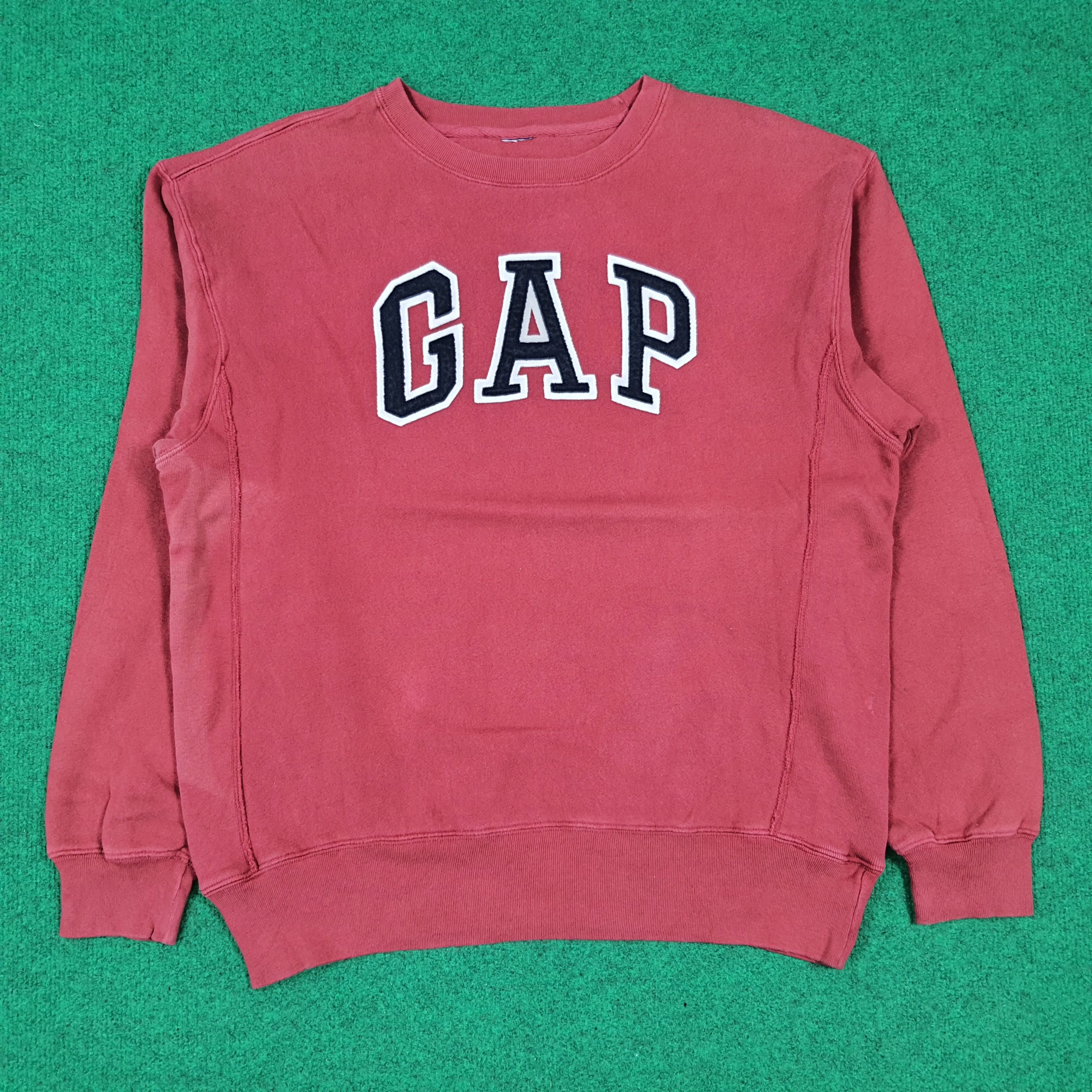 Vintage GAP Spell Out Sweatshirt C288N17