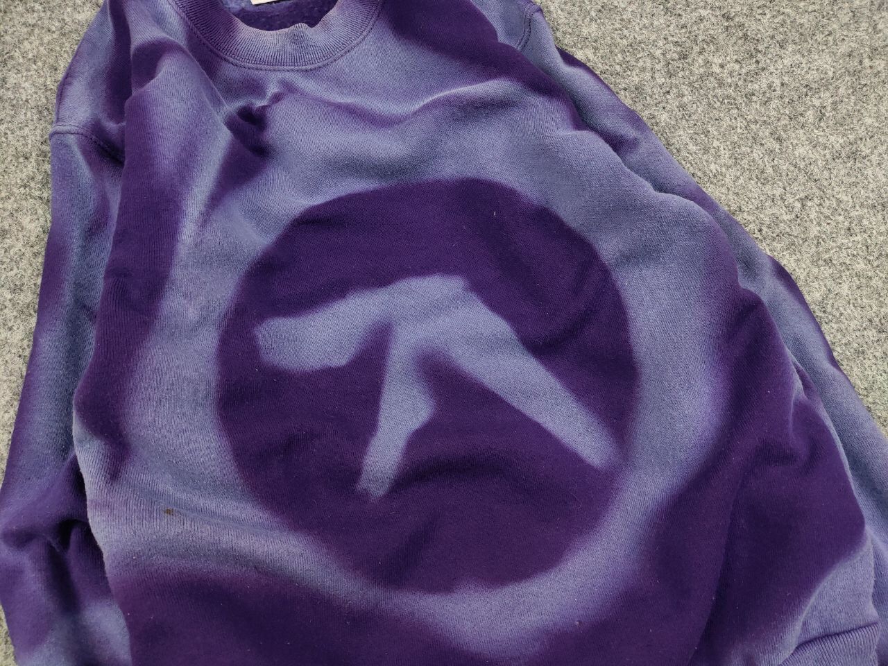 Vintage Vintage 90's Aphex Twin Logo Sun Faded Boxy Blank Sweatshirt Size US S / EU 44-46 / 1 - 10 Thumbnail