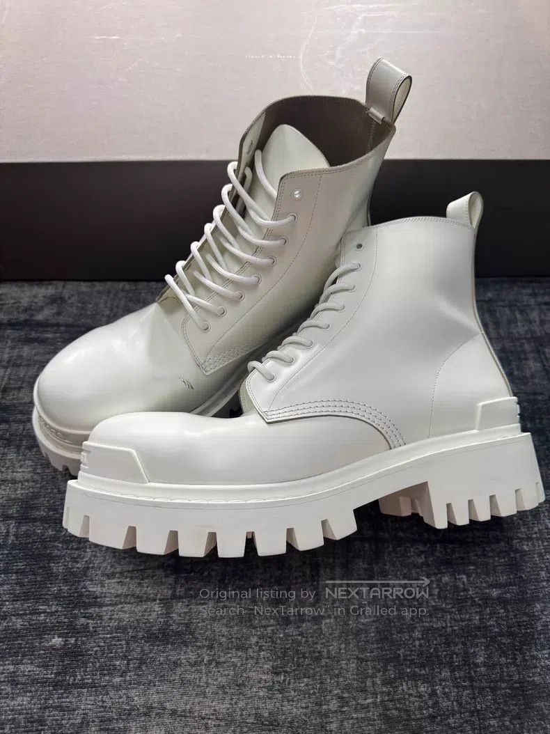 Balenciaga Balenciaga White Thick Sole Martin Boots Size US 11 / EU 44 - 1 Thumbnail