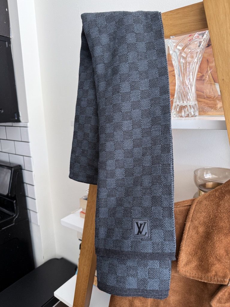 Louis Vuitton Louis Vuitton Checkered Scarf Size ONE SIZE - 5 Thumbnail