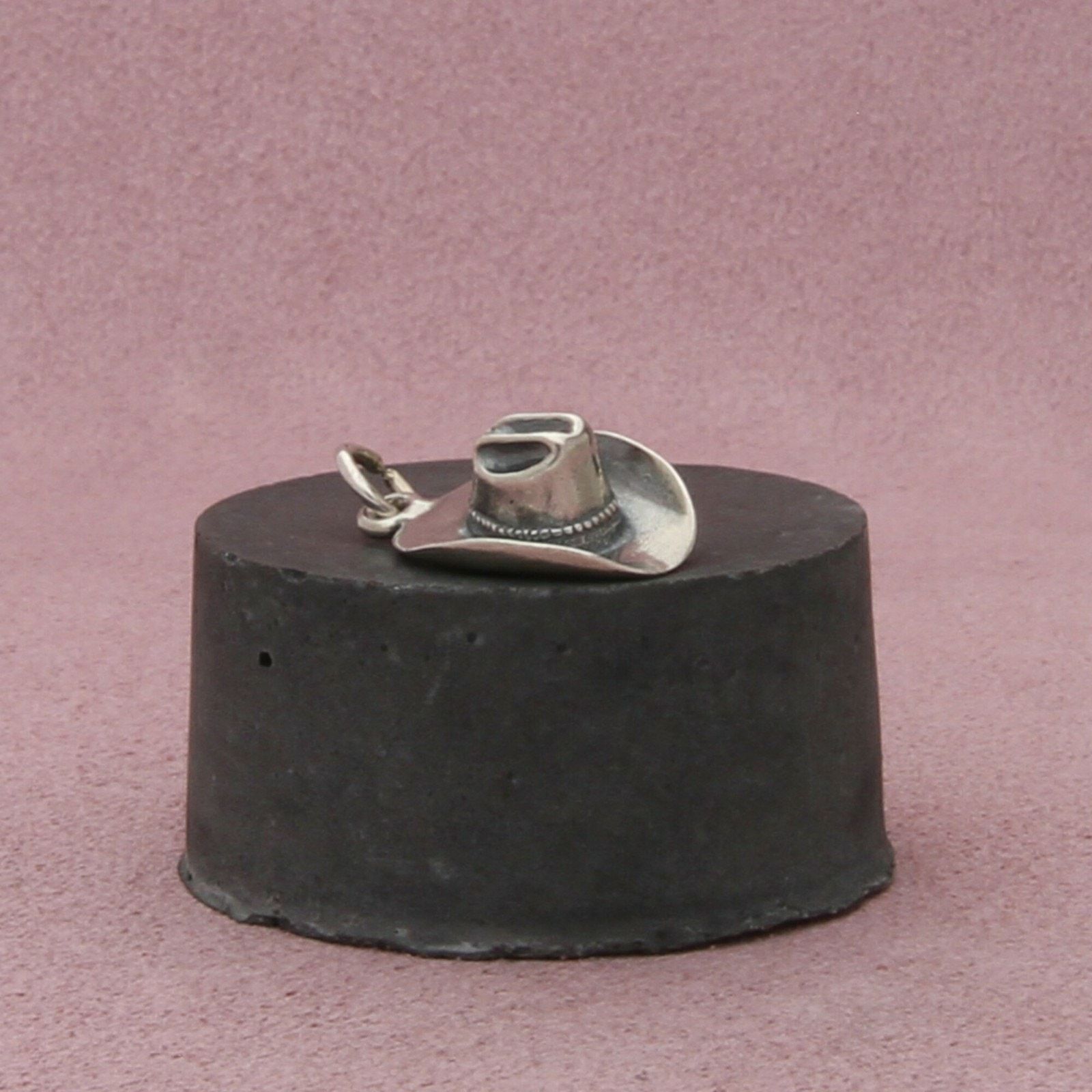 james avery sterling silver retired large cowboy hat charm