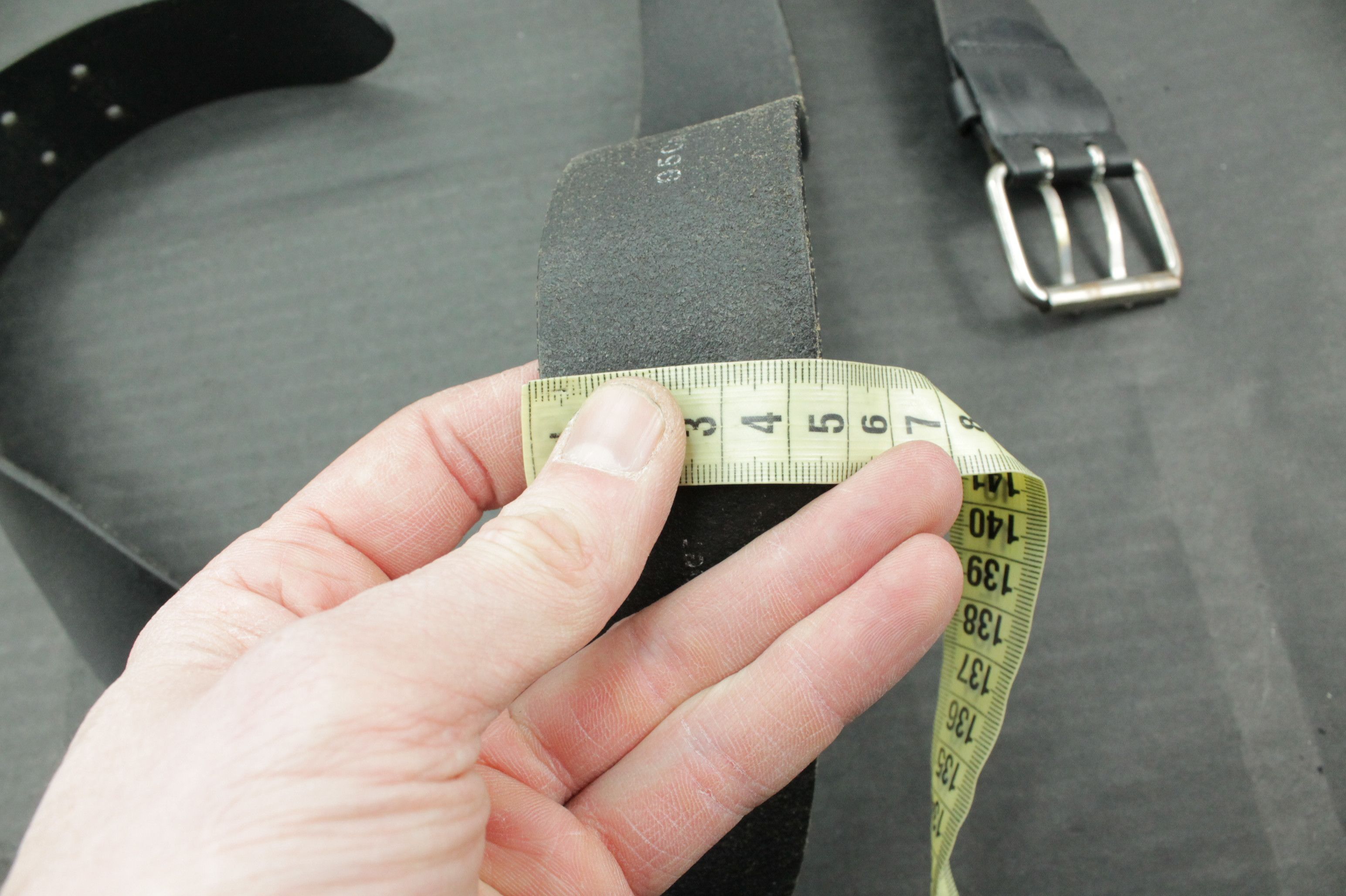 Carhartt × Vintage Vintage Carhartt Black Leather Belt Size 36 - 5 Thumbnail