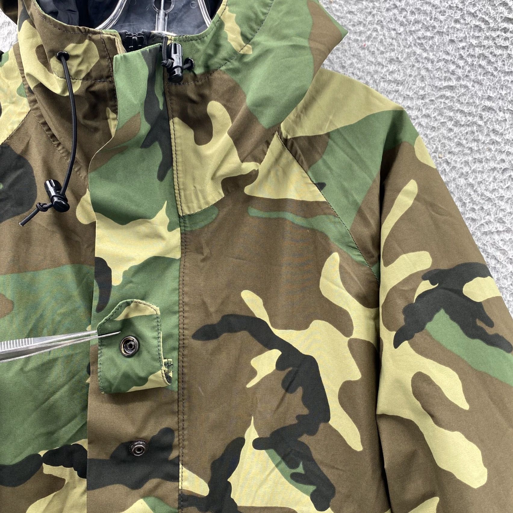 Vintage Military Air Force Jacket Mens Small Weather Field Camo Hunting Military Camping Shirt Size US S / EU 44-46 / 1 - 3 Thumbnail
