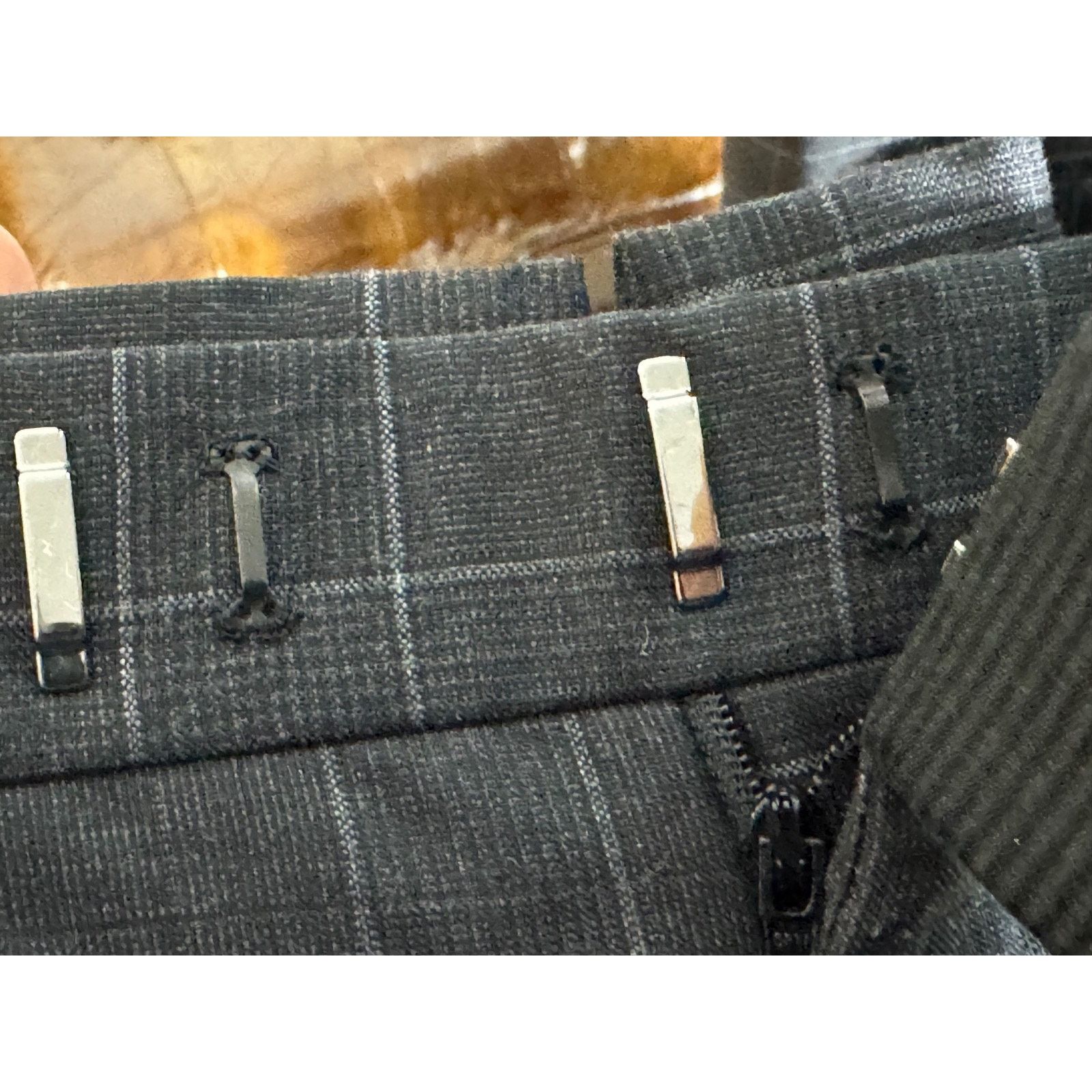 Tom Ford Tom Ford 2pc Charcoal Prince of Wales Peak Suit 36S 31x32 Size 36S - 8 Thumbnail