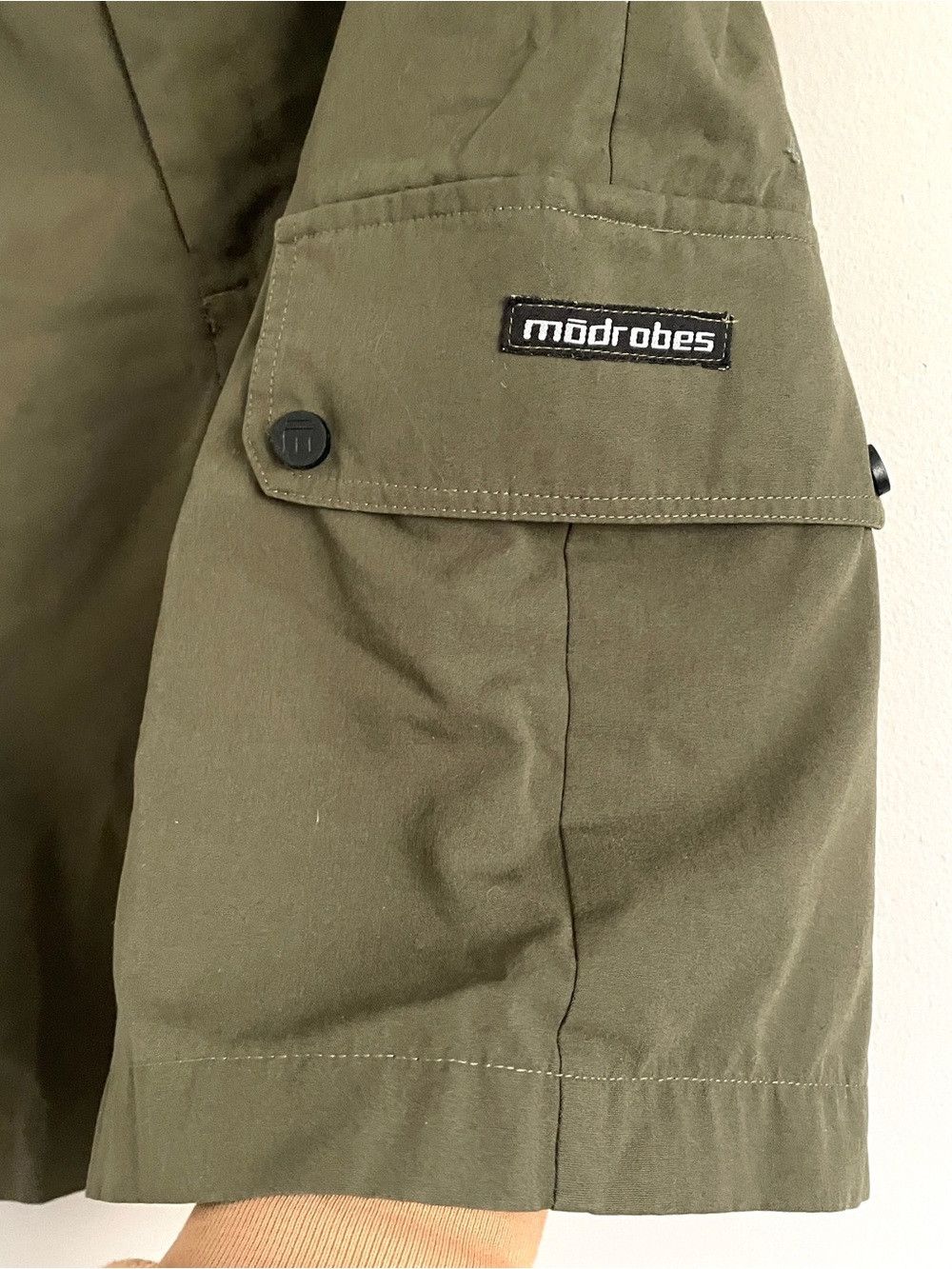 Vintage Vintage Modrobes Khaki Cargo Shorts - Medium 🇨🇦 Size US 35 - 6 Thumbnail