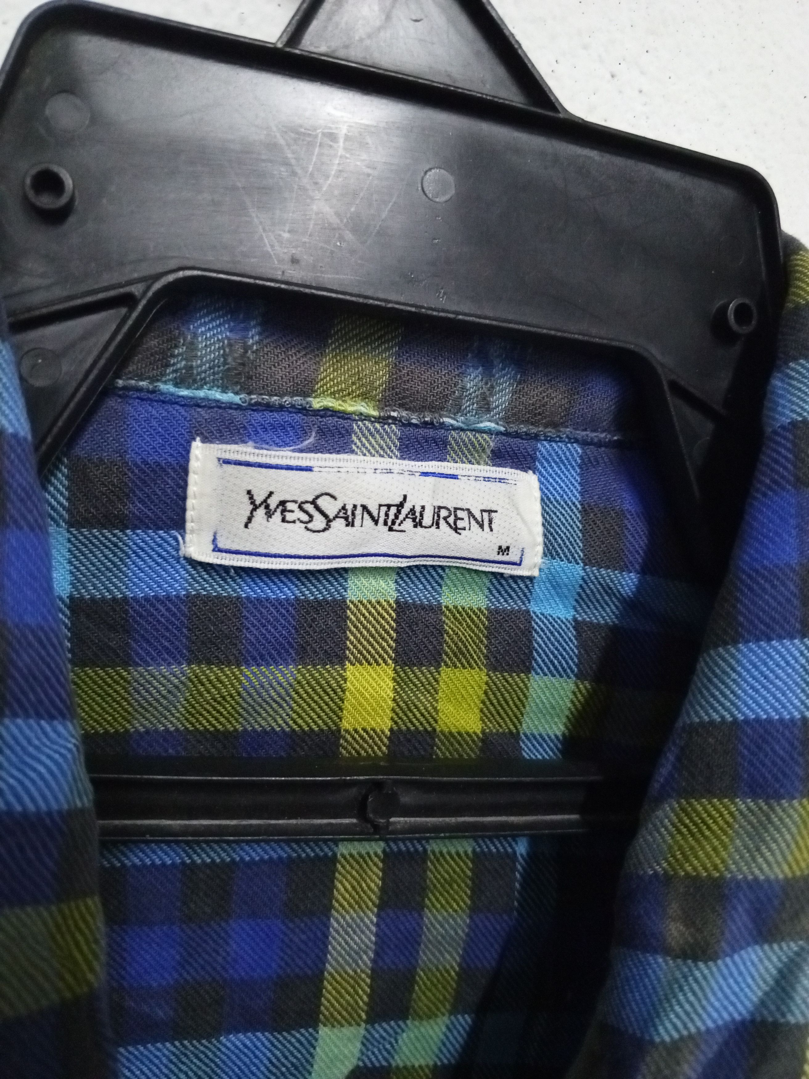 Yves Saint Laurent YSL SHIRTS BUTTON Size US L / EU 52-54 / 3 - 8 Thumbnail