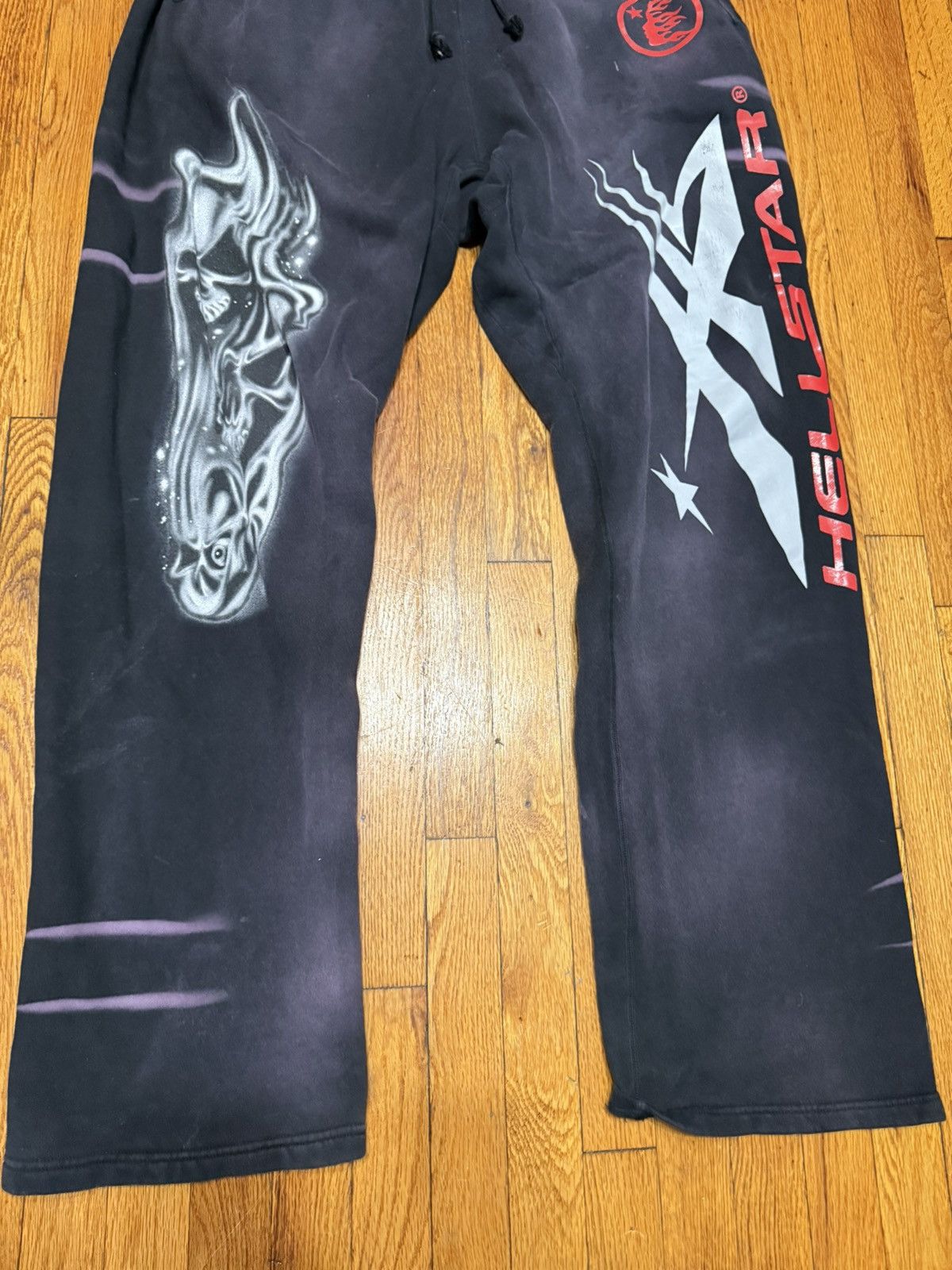 HELLSTAR Hellstar Airbrushed Skull Sports Sweatpants Size XXL Size US 38 / EU 54 - 3 Thumbnail