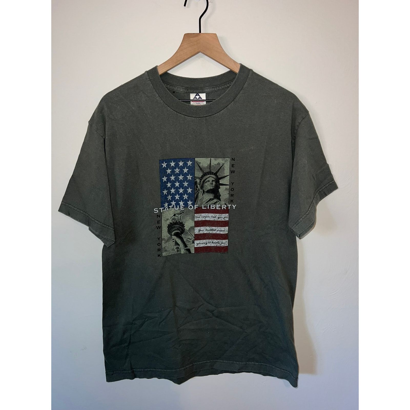 Vintage Vintage Statue Of Liberty Shirt New York Green Tee NYC M Size US M / EU 48-50 / 2 - 1 Thumbnail