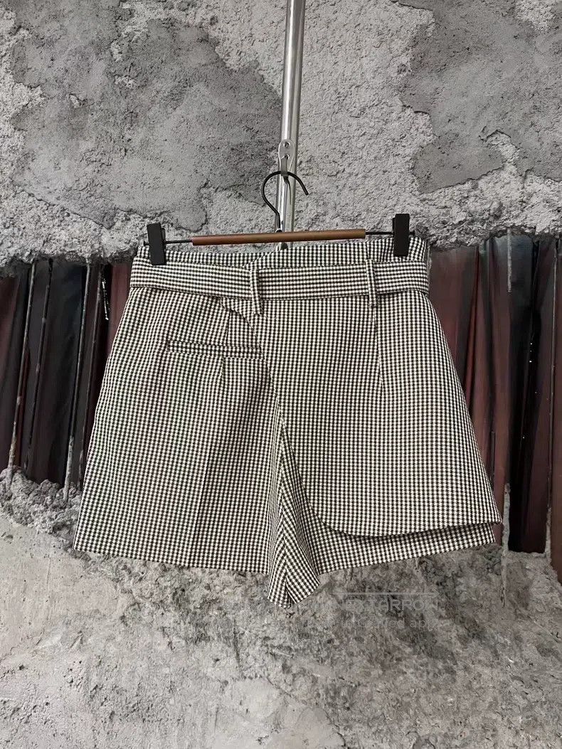 Fendi Fendi Two-Piece Shorts Size 42" / US 20 - 2 Thumbnail