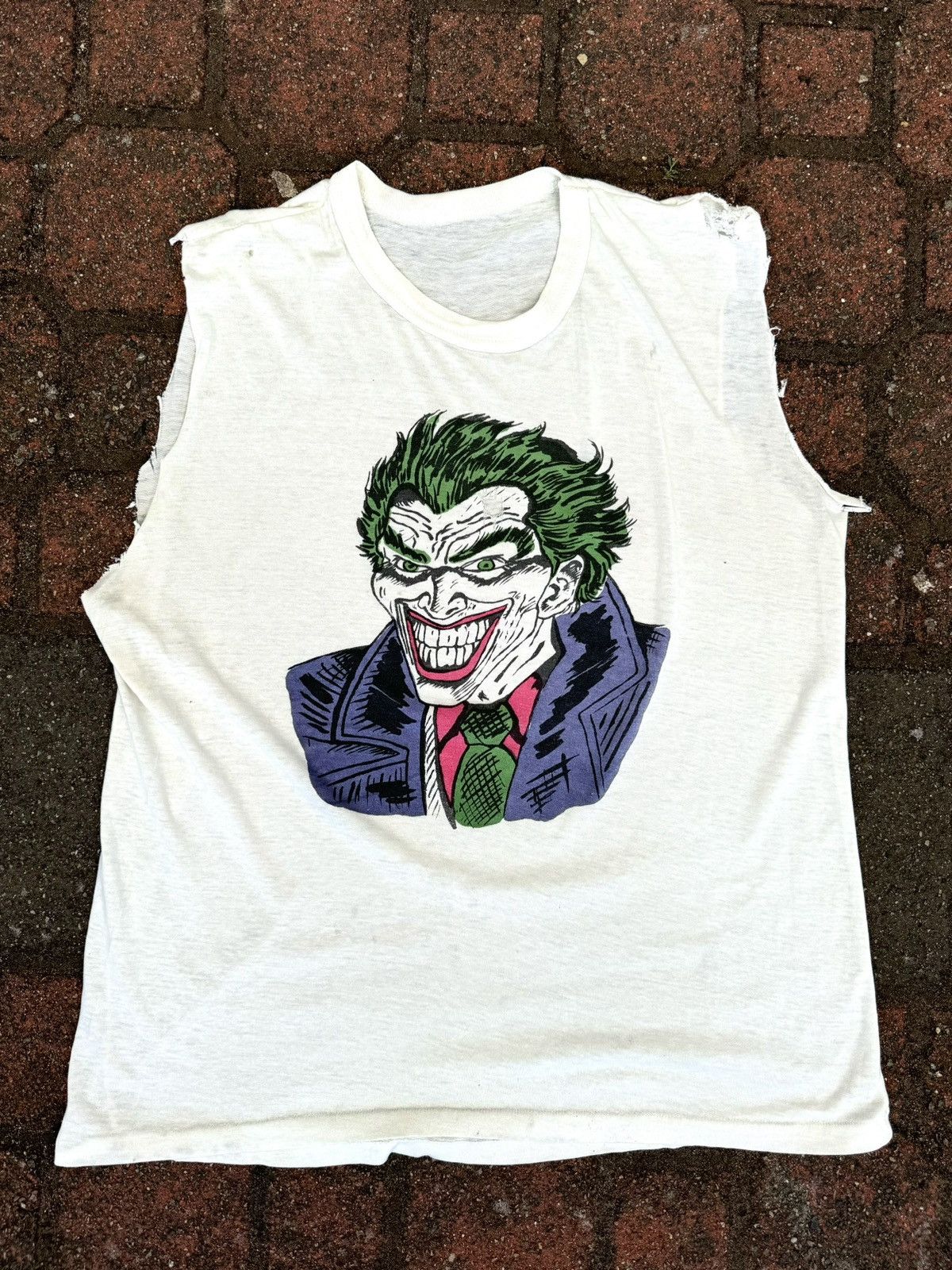 DC Comics × Vintage True Vintage 60s/70s Joker DC Comics Thrashed Tank Top Size US L / EU 52-54 / 3 - 1 Thumbnail
