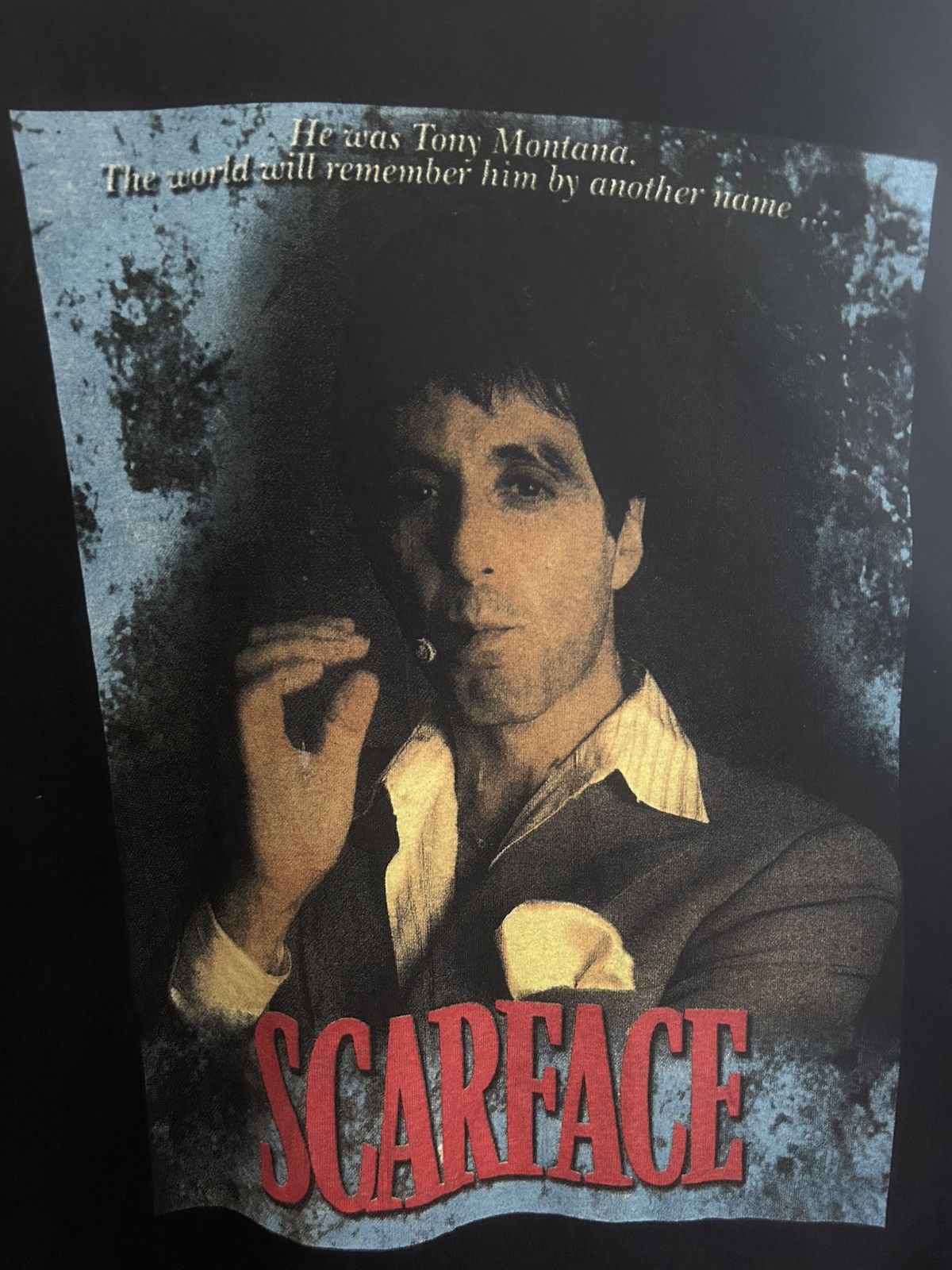 Vintage Vintage Scarface Tony Montana Smoking Portrait Longsleeve Size US XXL / EU 58 / 5 - 2 Thumbnail