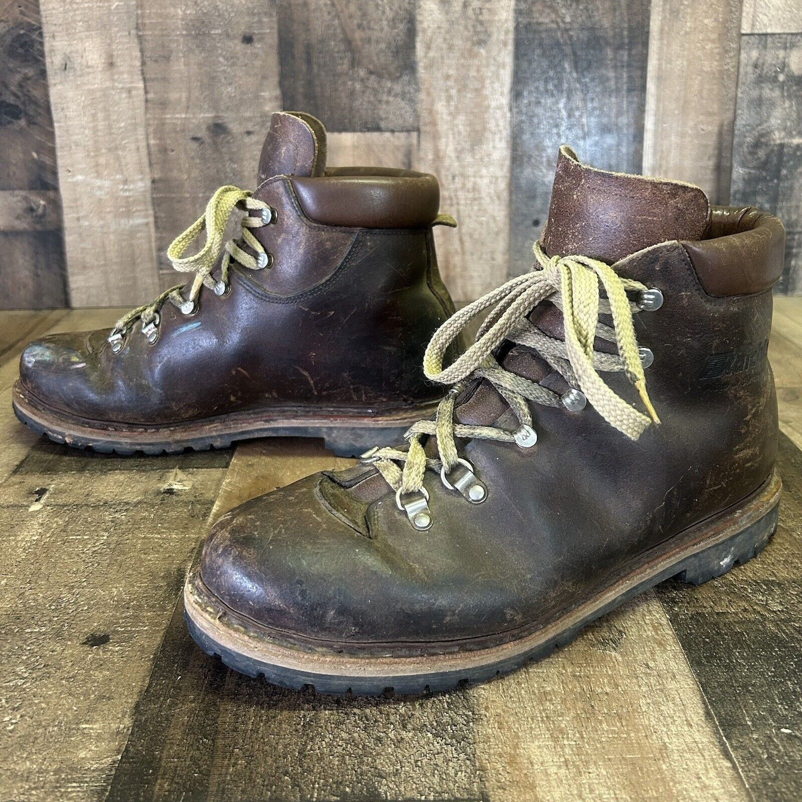image of Raichle 6133 Vintage Mountaineering Hiking Boots Mens 10.5 M in Brown
