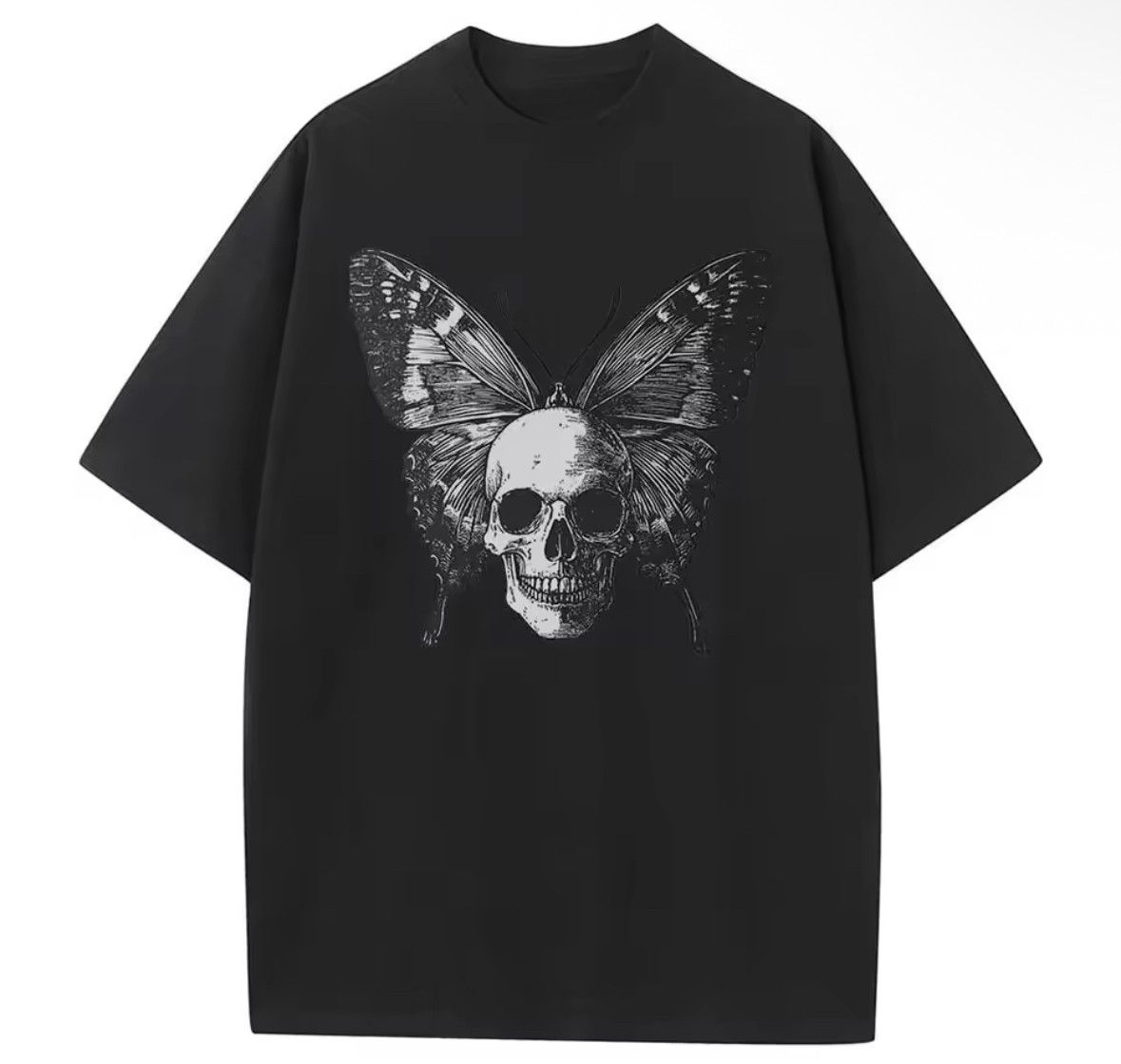 Japanese Brand Y2K Streetwear Gothic Skull Butterfly Drop Shoulder T-Shirt Size US XXL / EU 58 / 5 - 1 Thumbnail