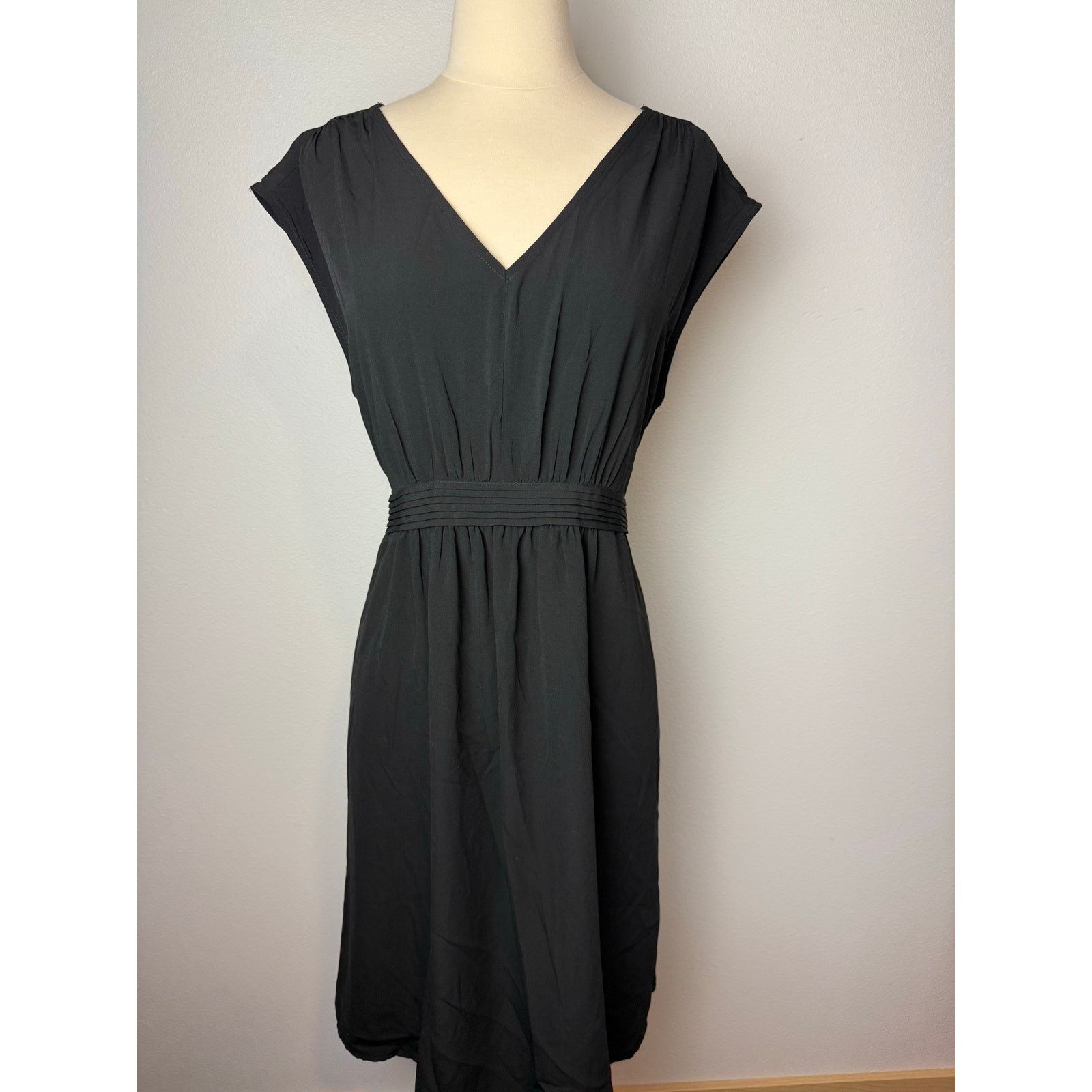 Other NWT Motherhood Maternity Arabian Nights Black Dress, Sz L Size L / US 10 / IT 46 - 3 Thumbnail