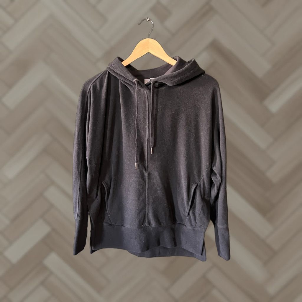 Sweaty Betty VINTAGE Sweaty Betty Hoodie Pullover Sweatshirt Women Velour Black 6-10 Size 6-10 Hooded Womens Velour Pullover Sweatshirt Black Women Adult Size M / US 6-8 / IT 42-44 - 1 Thumbnail
