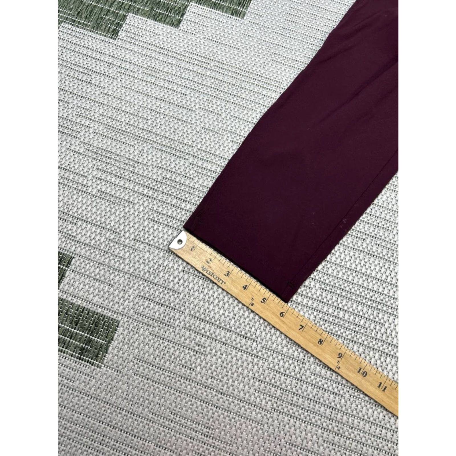 Lululemon VINTAGE Lululemon Keep Moving Pants Womens 6 Purple Stretch Luxtreme Drawstring Travel Size 28" / US 6 / IT 42 - 6 Thumbnail