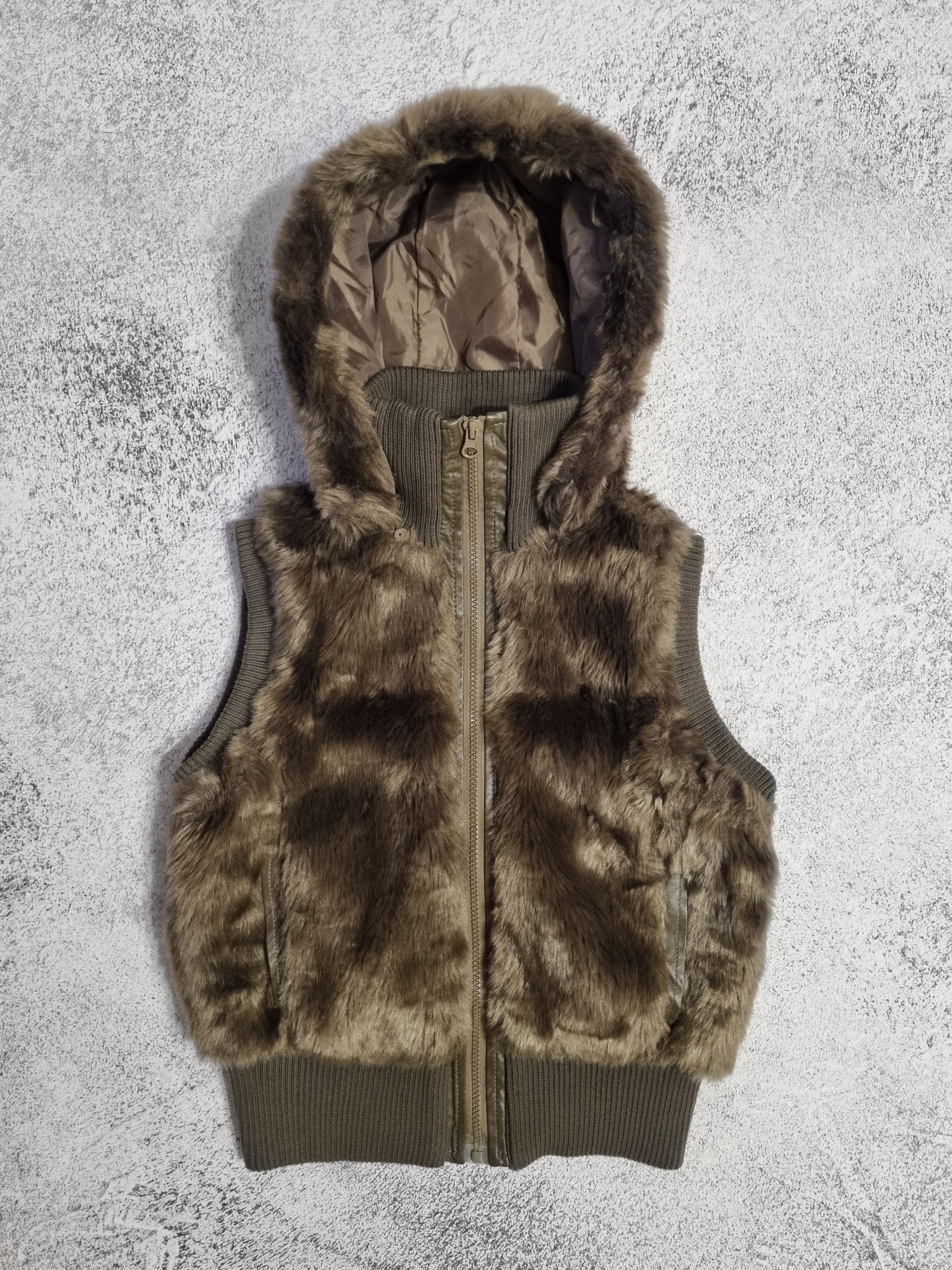 Japanese Brand Vintage Faux Fur Y2K Opium Vest Size S / US 4 / IT 40 - 1 Thumbnail