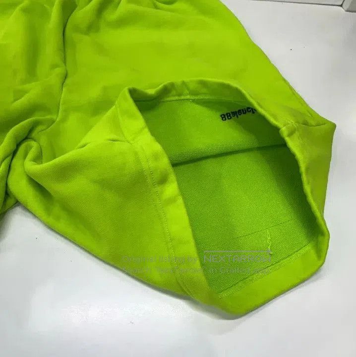 Balenciaga Balenciaga SS23 Solid Logo Pattern Loose Shorts. Size US 26 / EU 42 - 7 Thumbnail