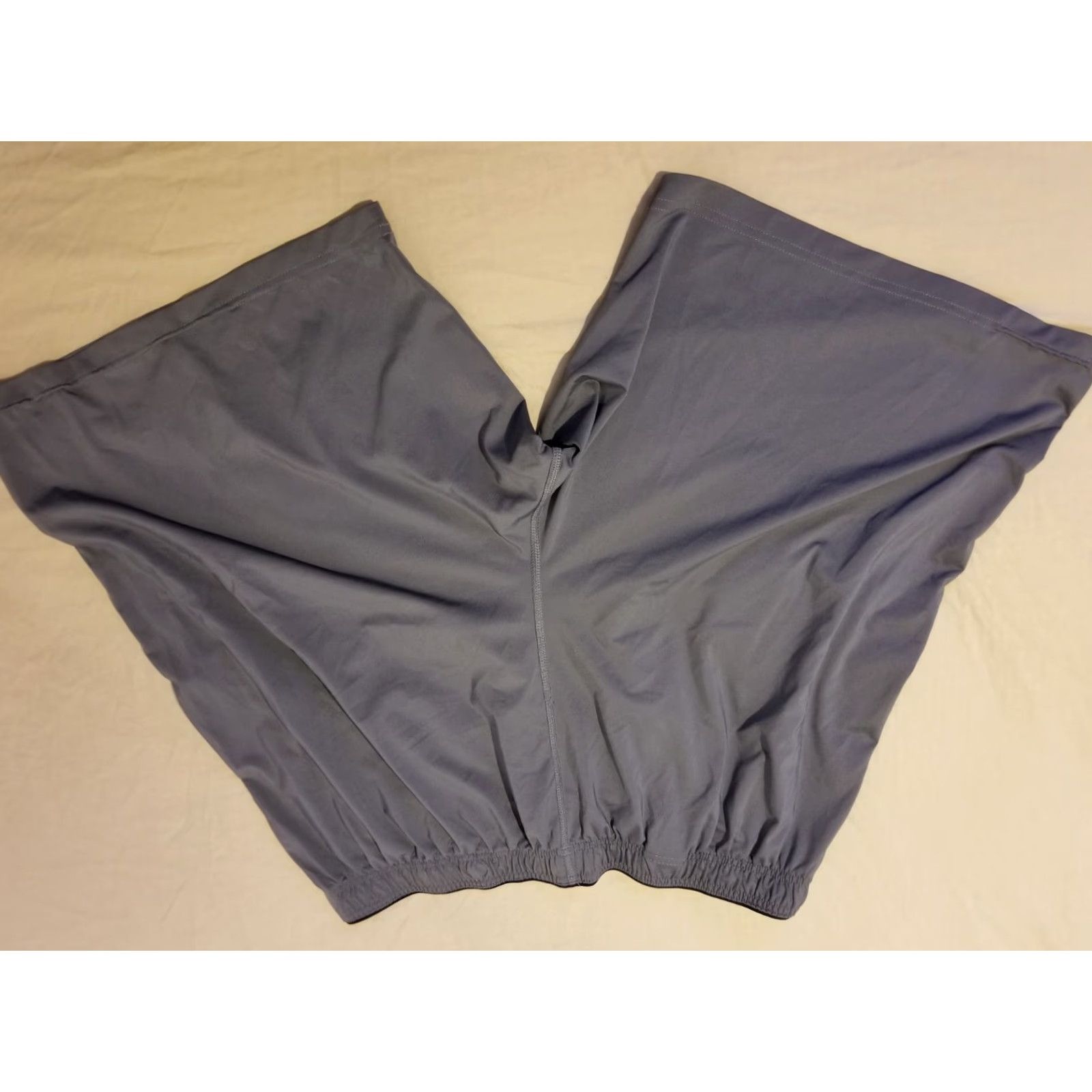Reebok Reebok Shorts XL Gray Athletic Gym Workout Mens Size US 36 / EU 52 - 2 Thumbnail