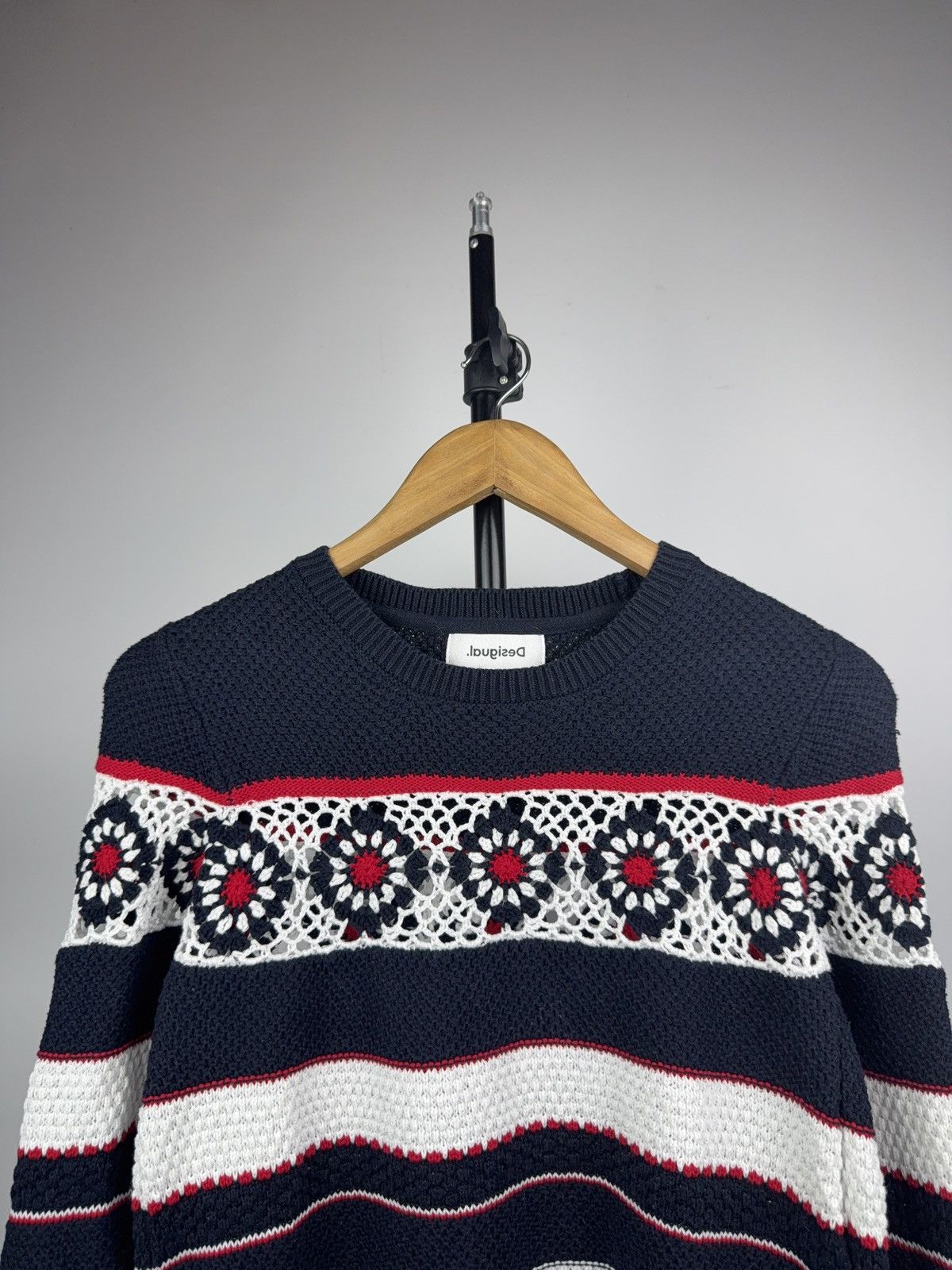 Desigual Avant Garde Y2K Desigual Crochet Floral Striped Knit Sweater Size S / US 4 / IT 40 - 2 Thumbnail
