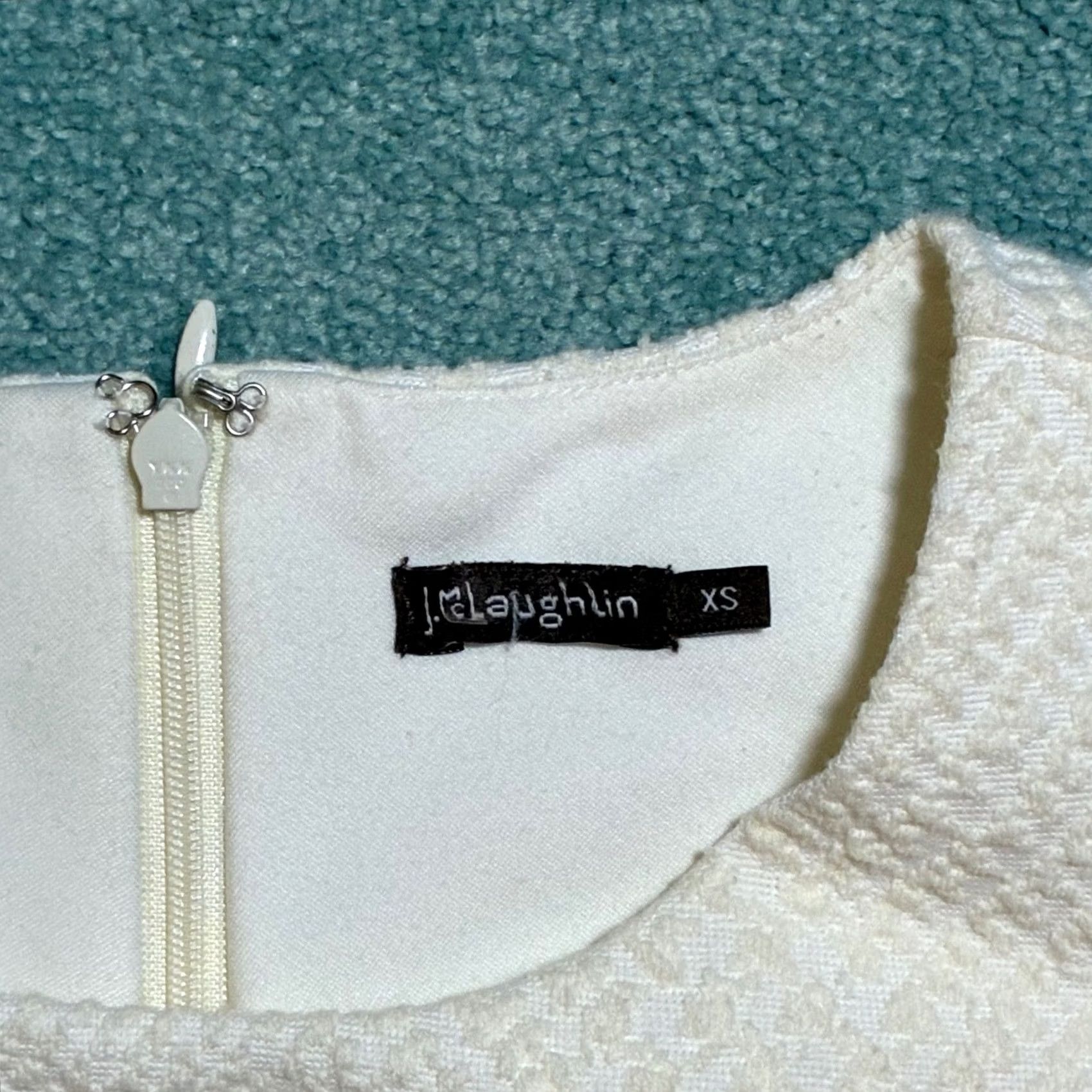 J.McLaughlin VINTAGE J.McLaughlin Geometric Sleeveless Shift Dress Womens XS Cream Size XS / US 0-2 / IT 36-38 - 5 Thumbnail